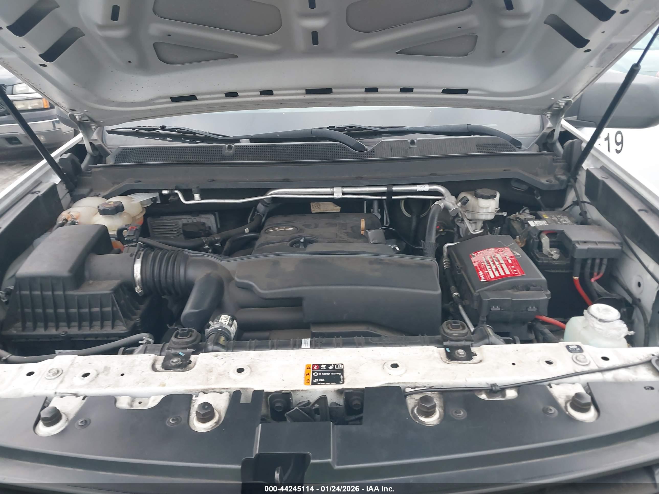 CHEVROLET COLORADO image 10