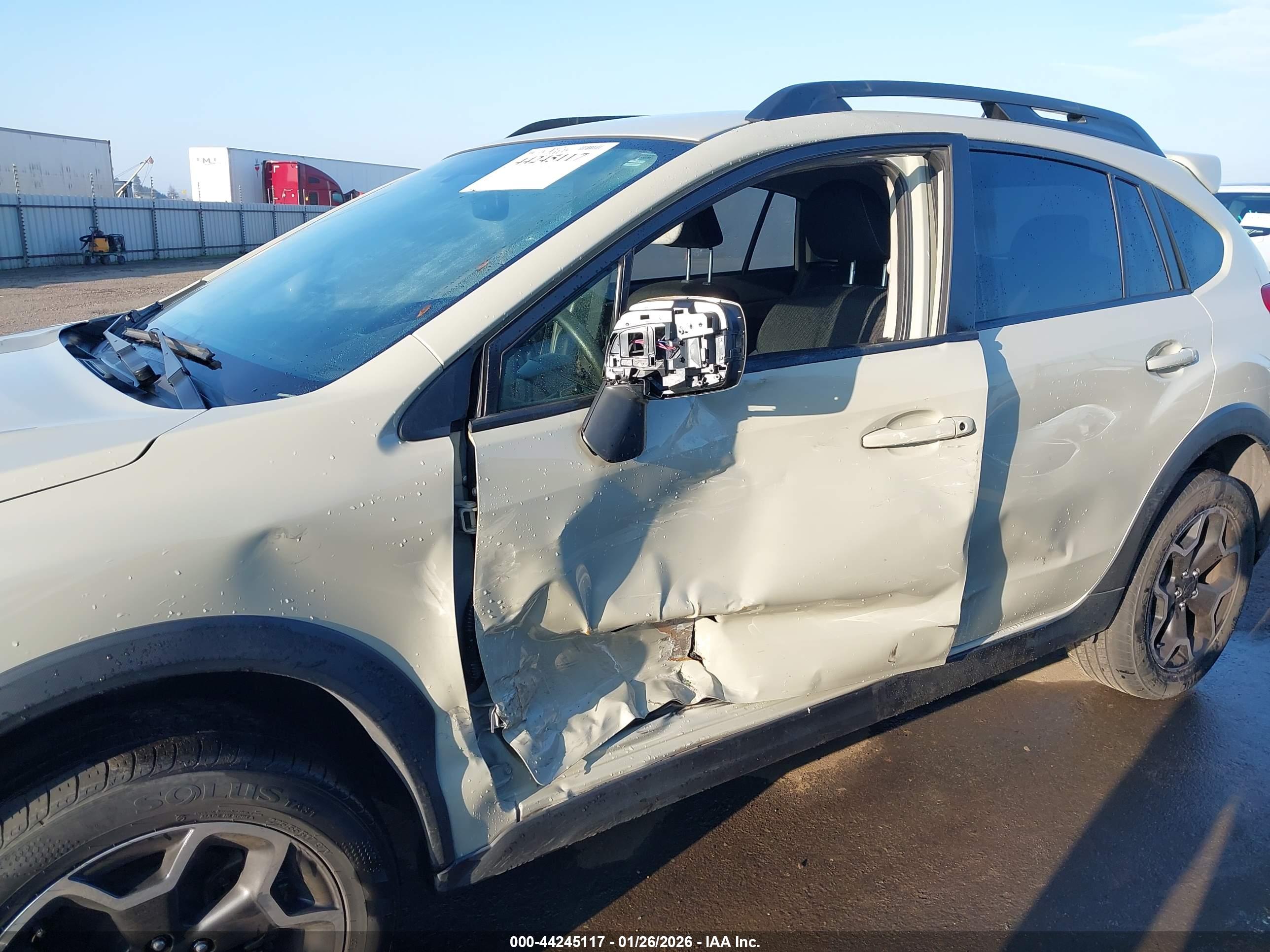 SUBARU XV image 6