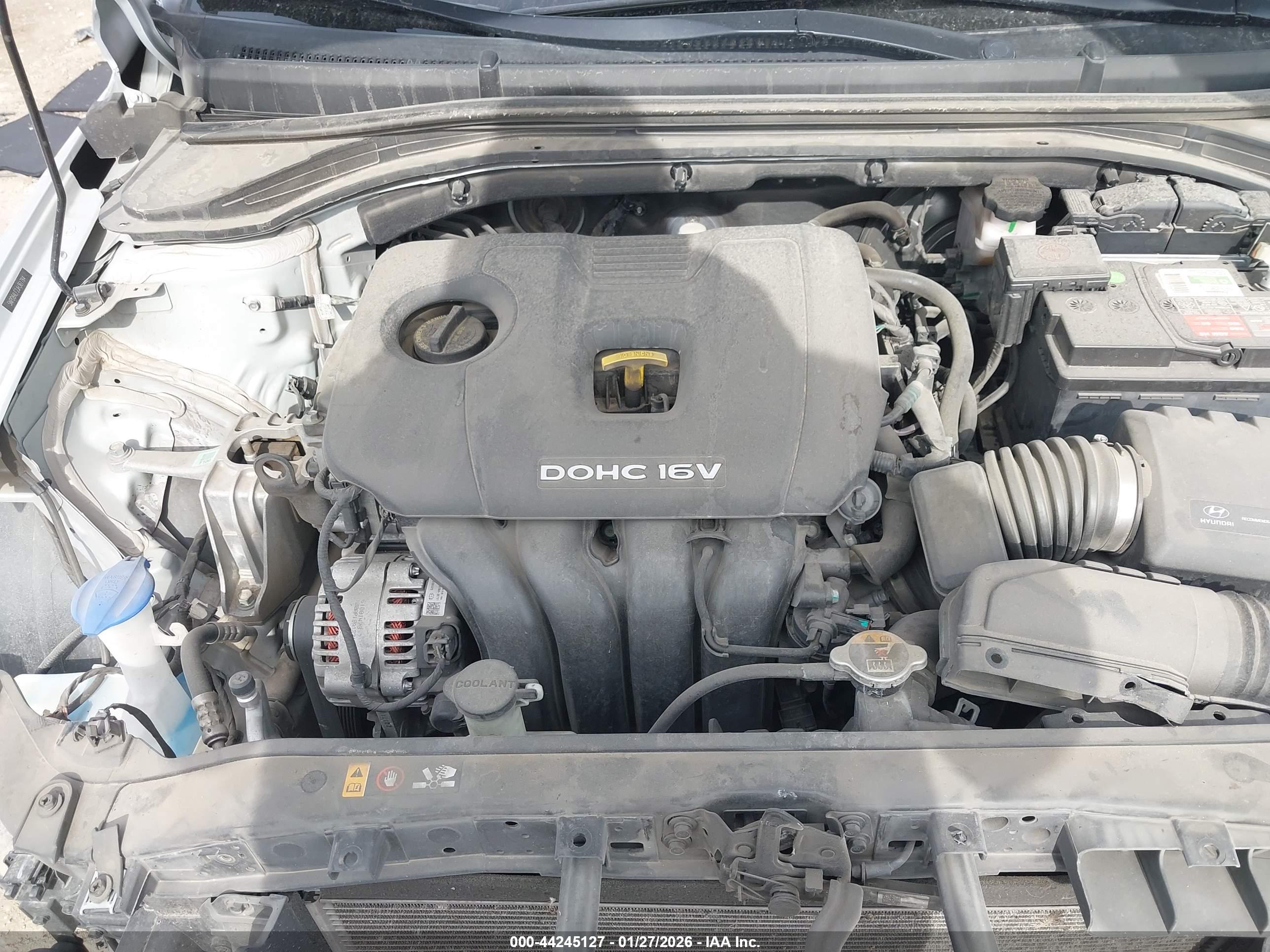HYUNDAI ELANTRA image 10