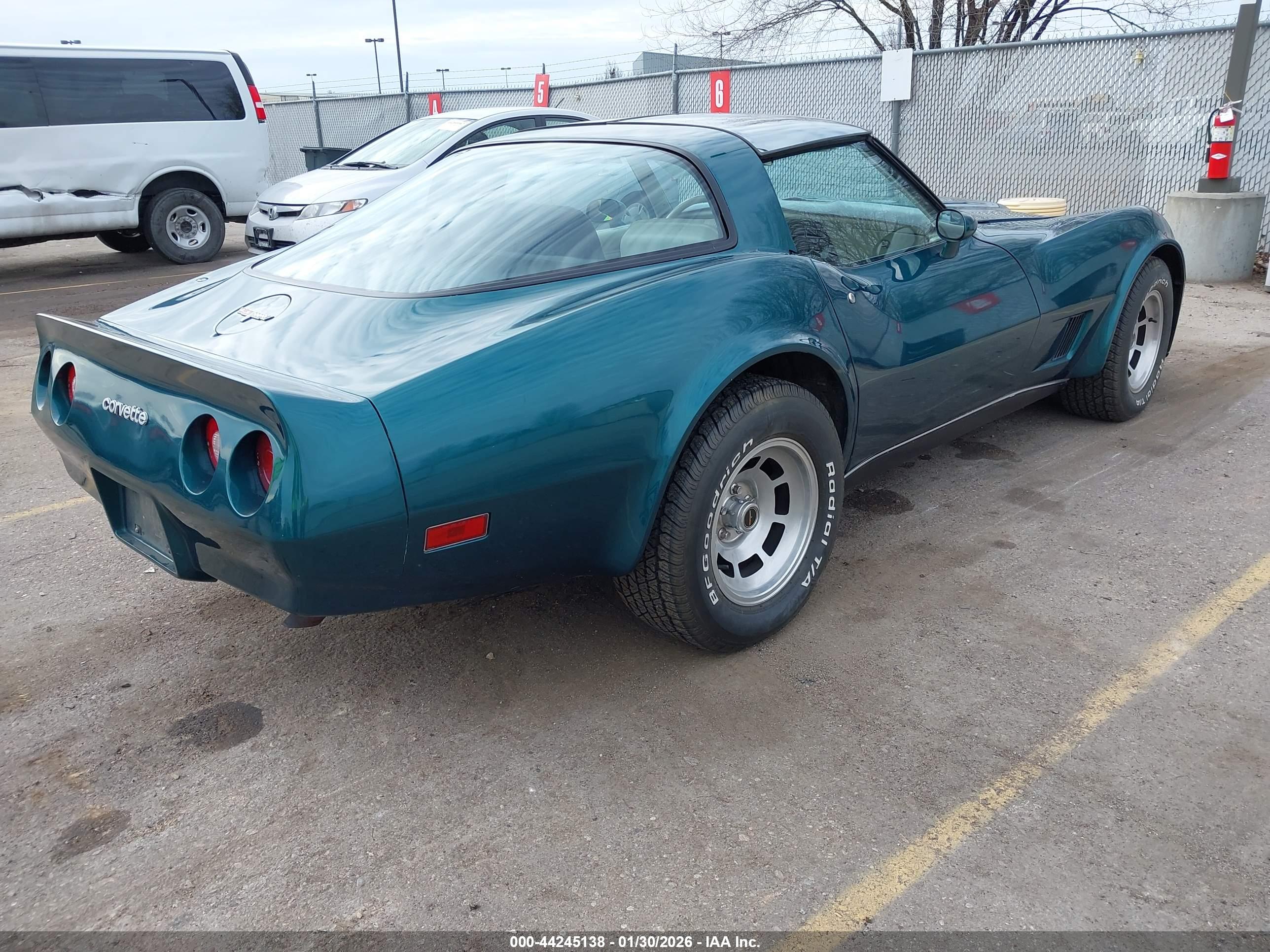 CHEVROLET CORVETTE image 4