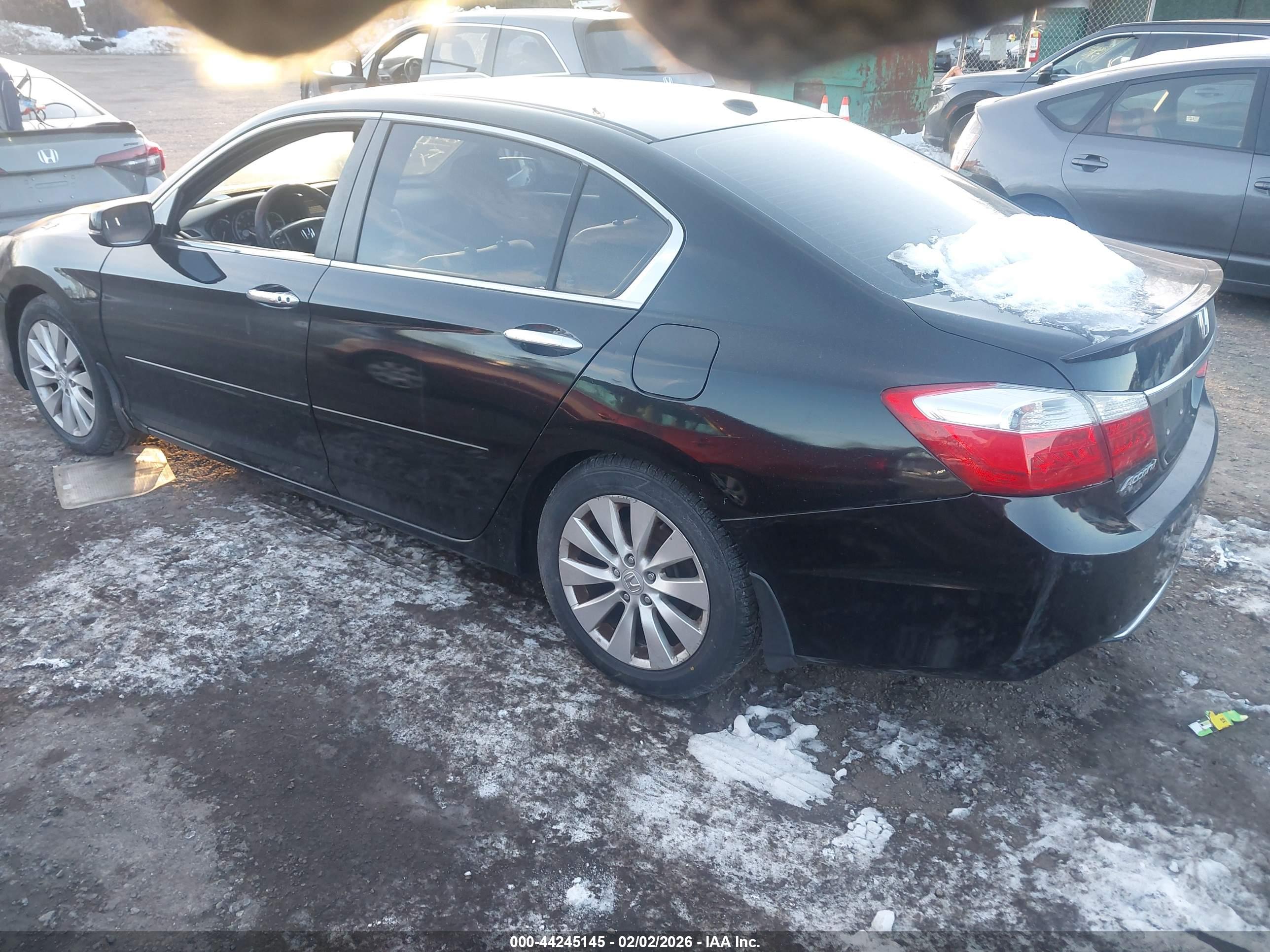 HONDA ACCORD image 3