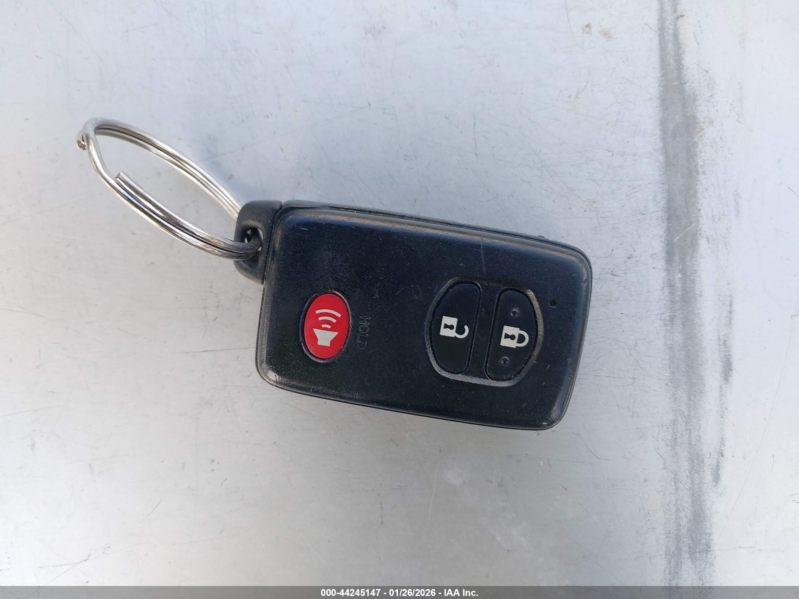 TOYOTA PRIUS image 11