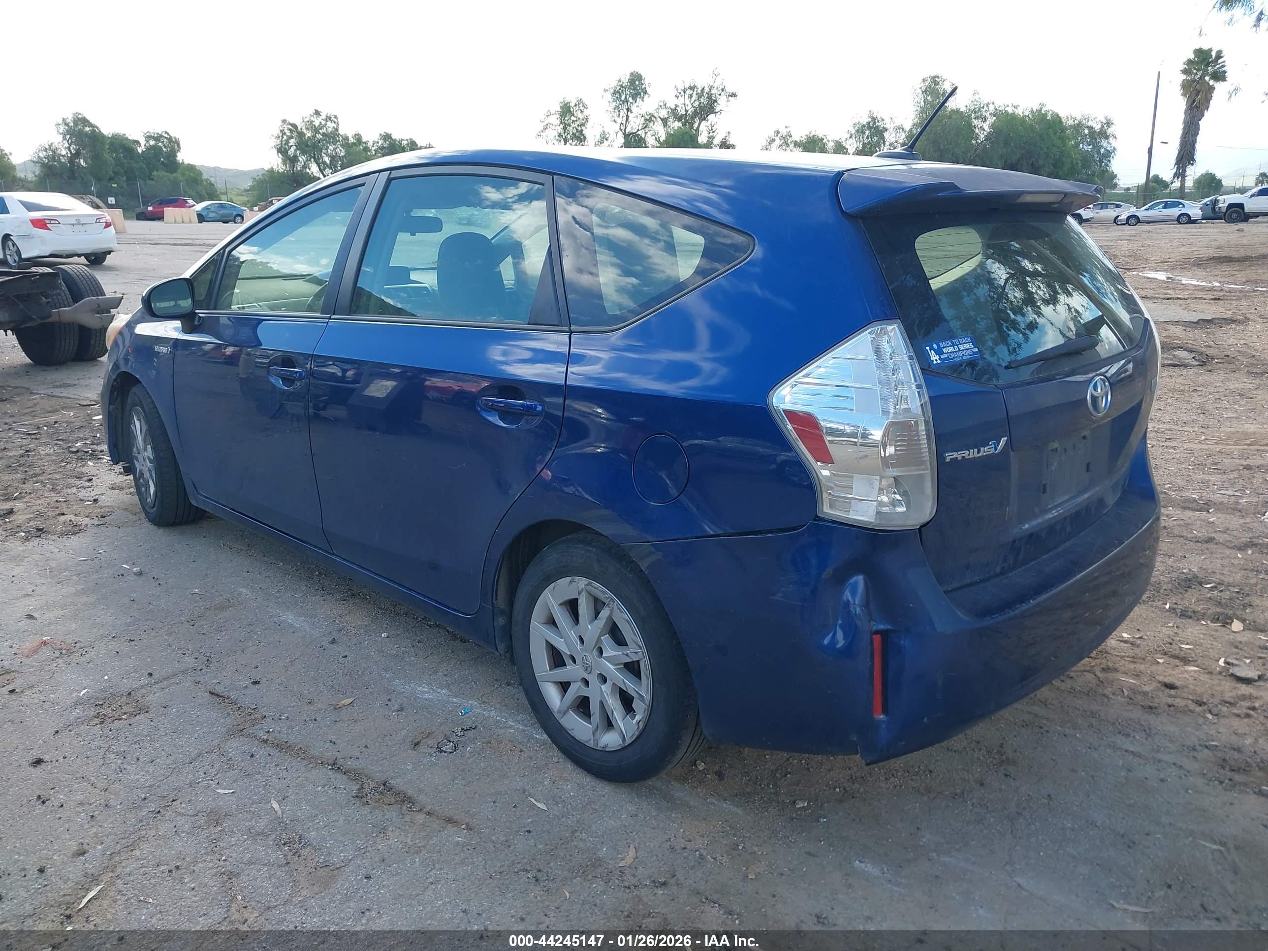 TOYOTA PRIUS image 3