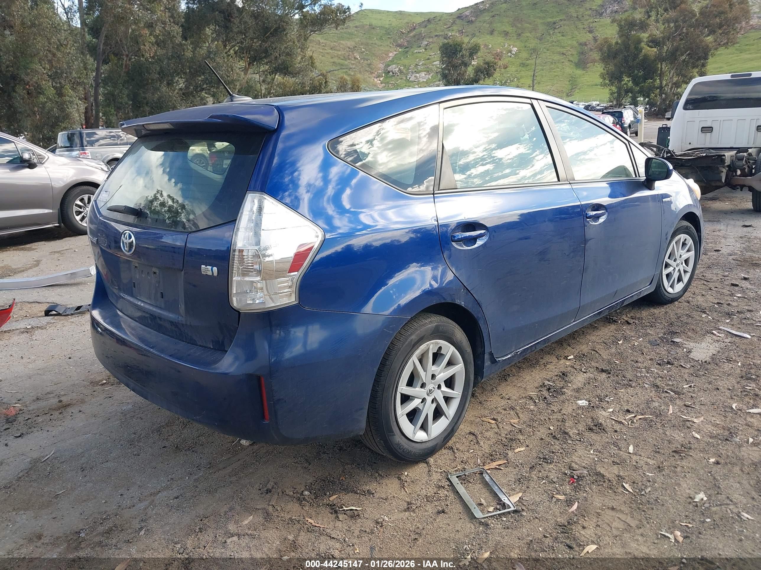 TOYOTA PRIUS image 4