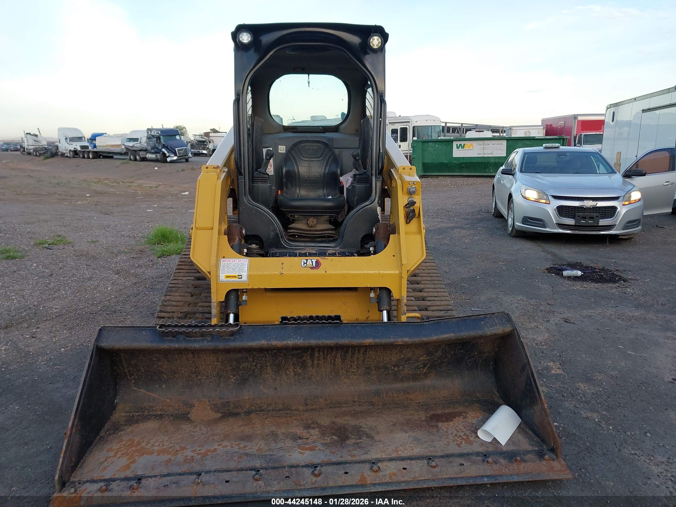 CATERPILLAR 239D3 image 6