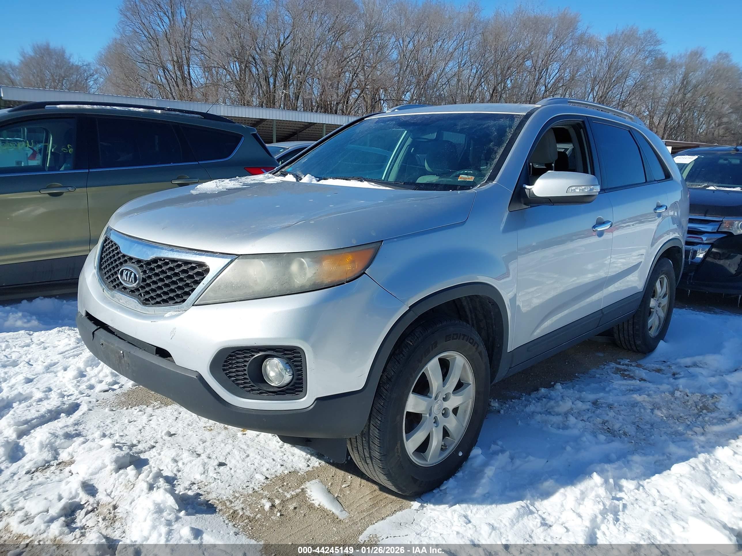 KIA SORENTO image 2