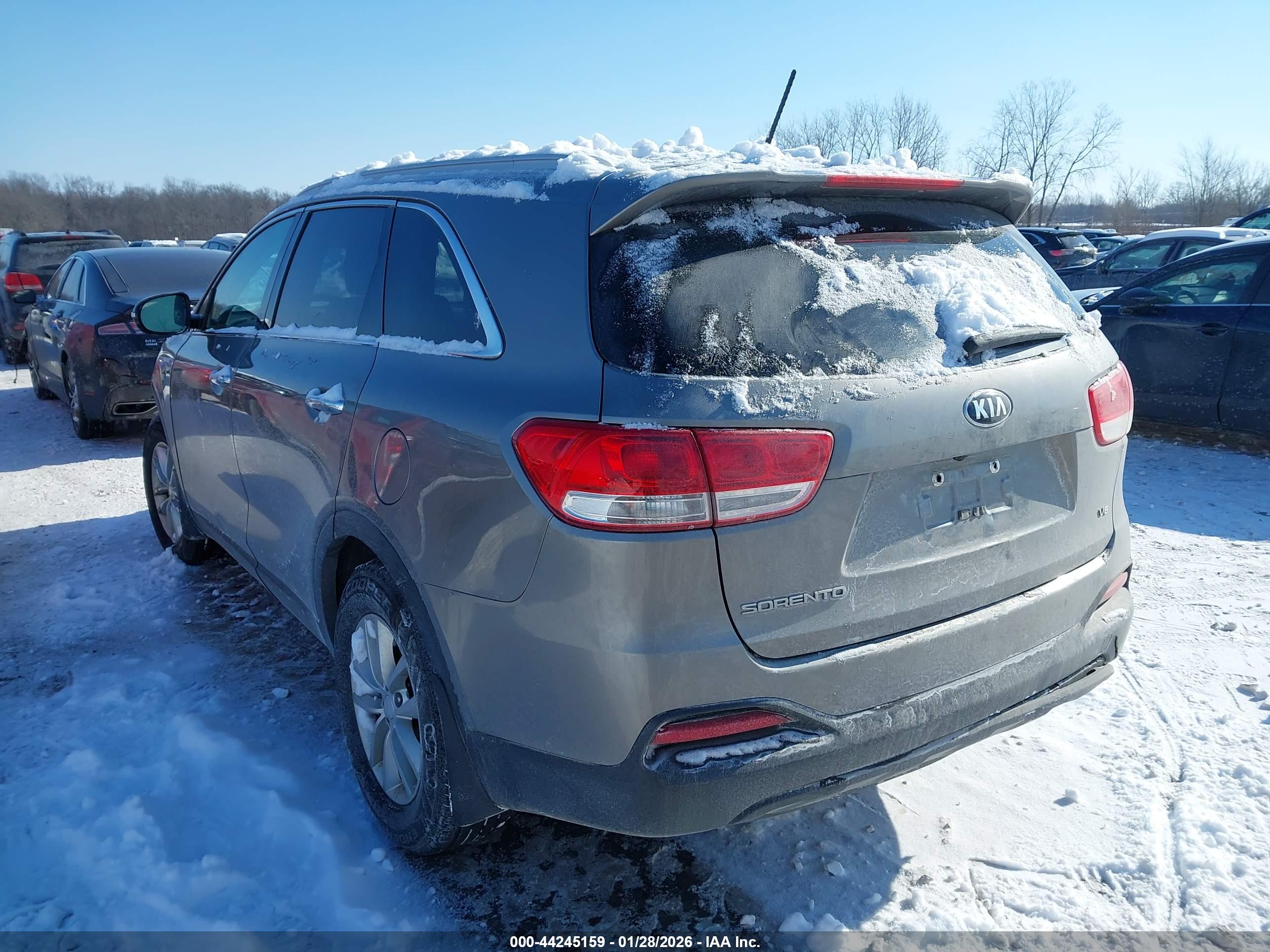 KIA SORENTO image 3