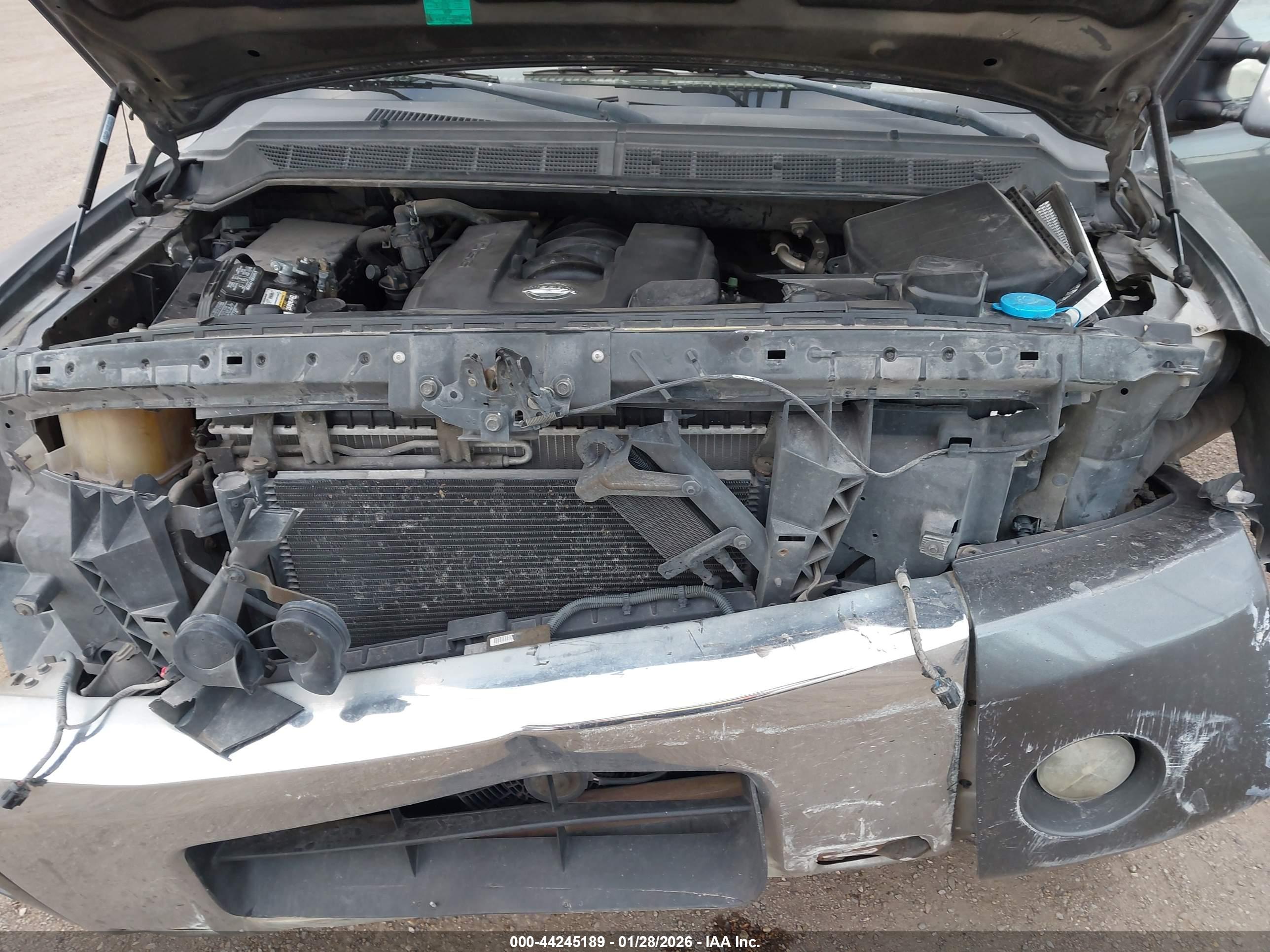 NISSAN TITAN image 10