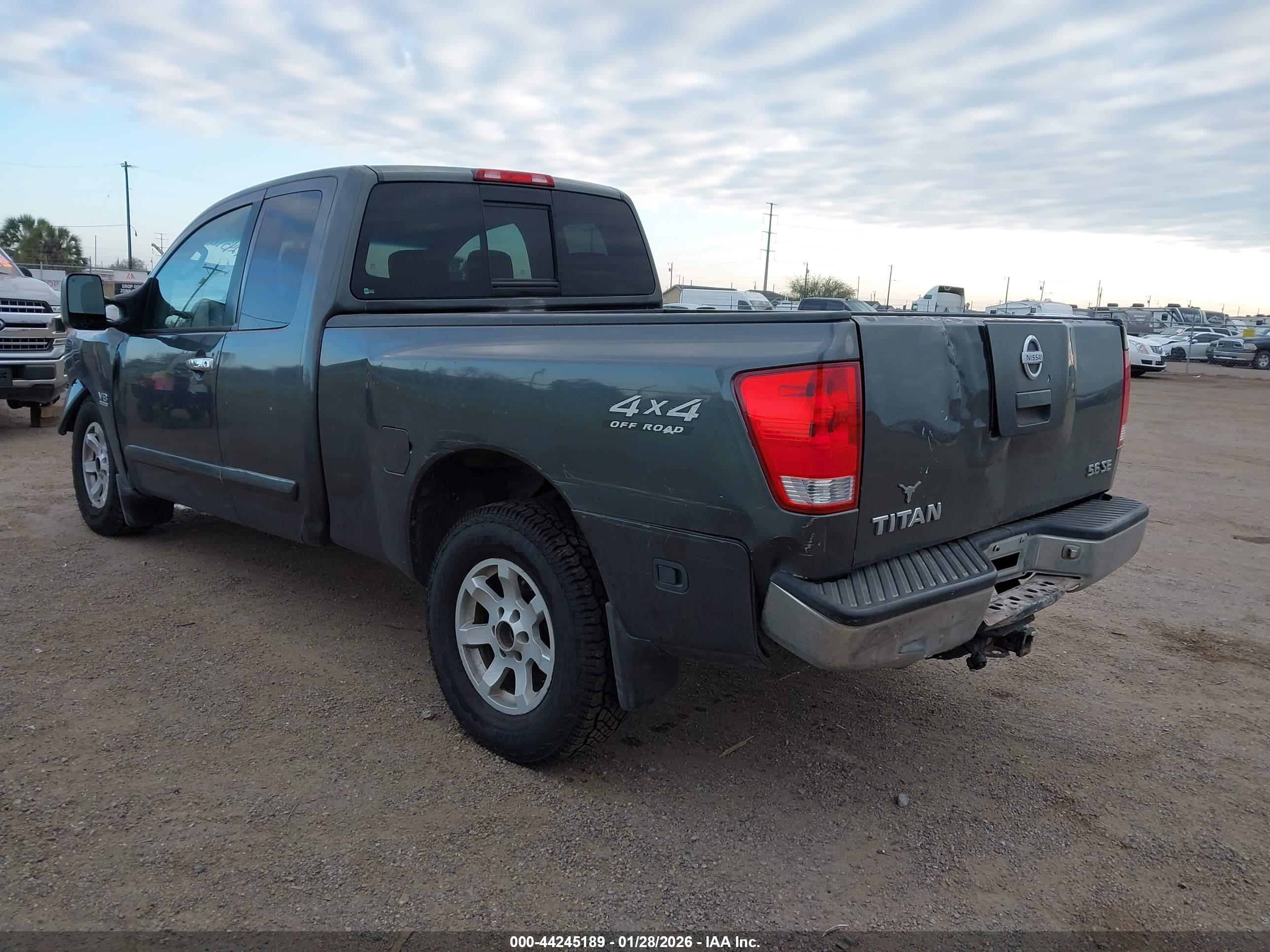 NISSAN TITAN image 3