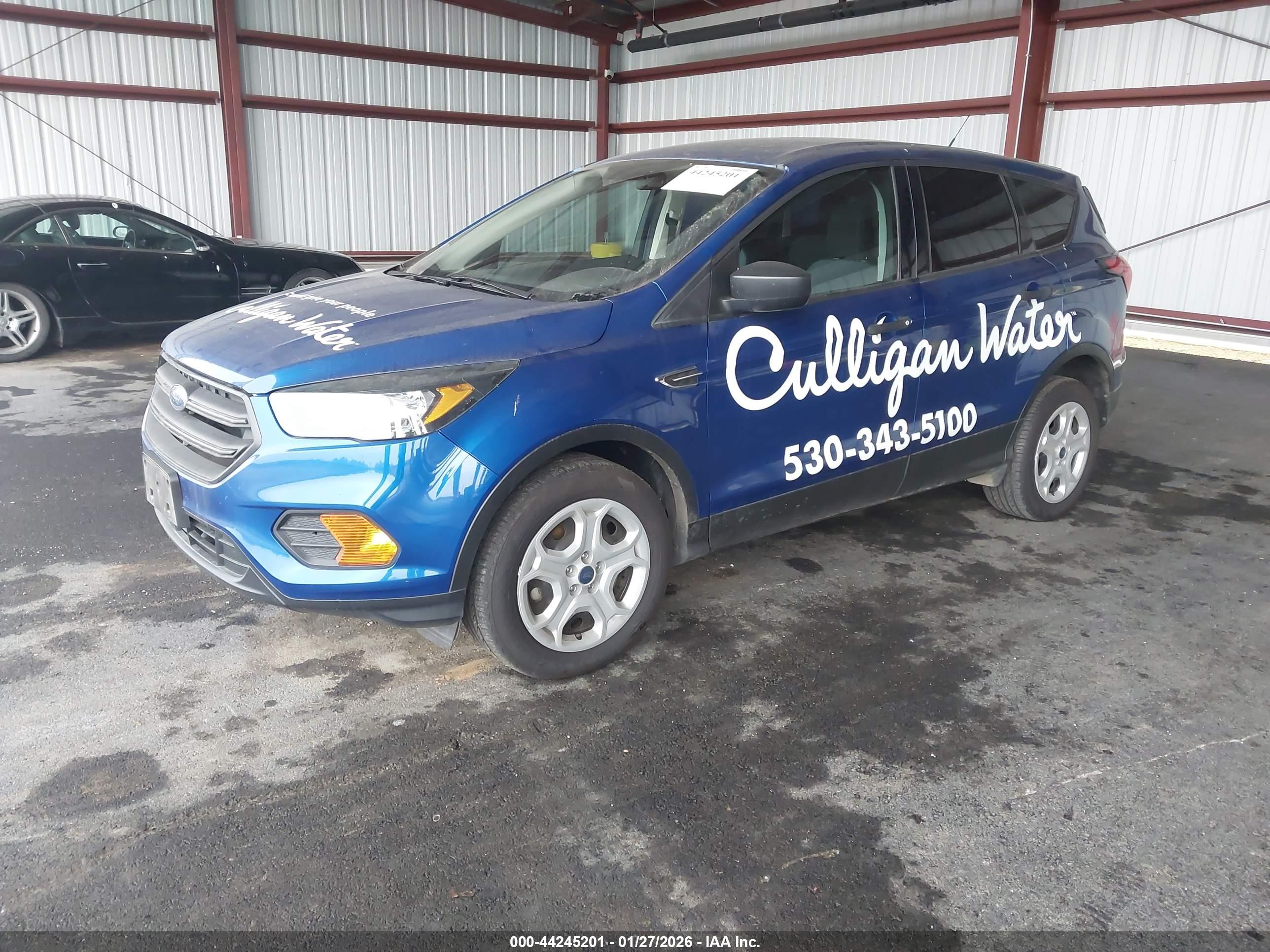 FORD ESCAPE image 2