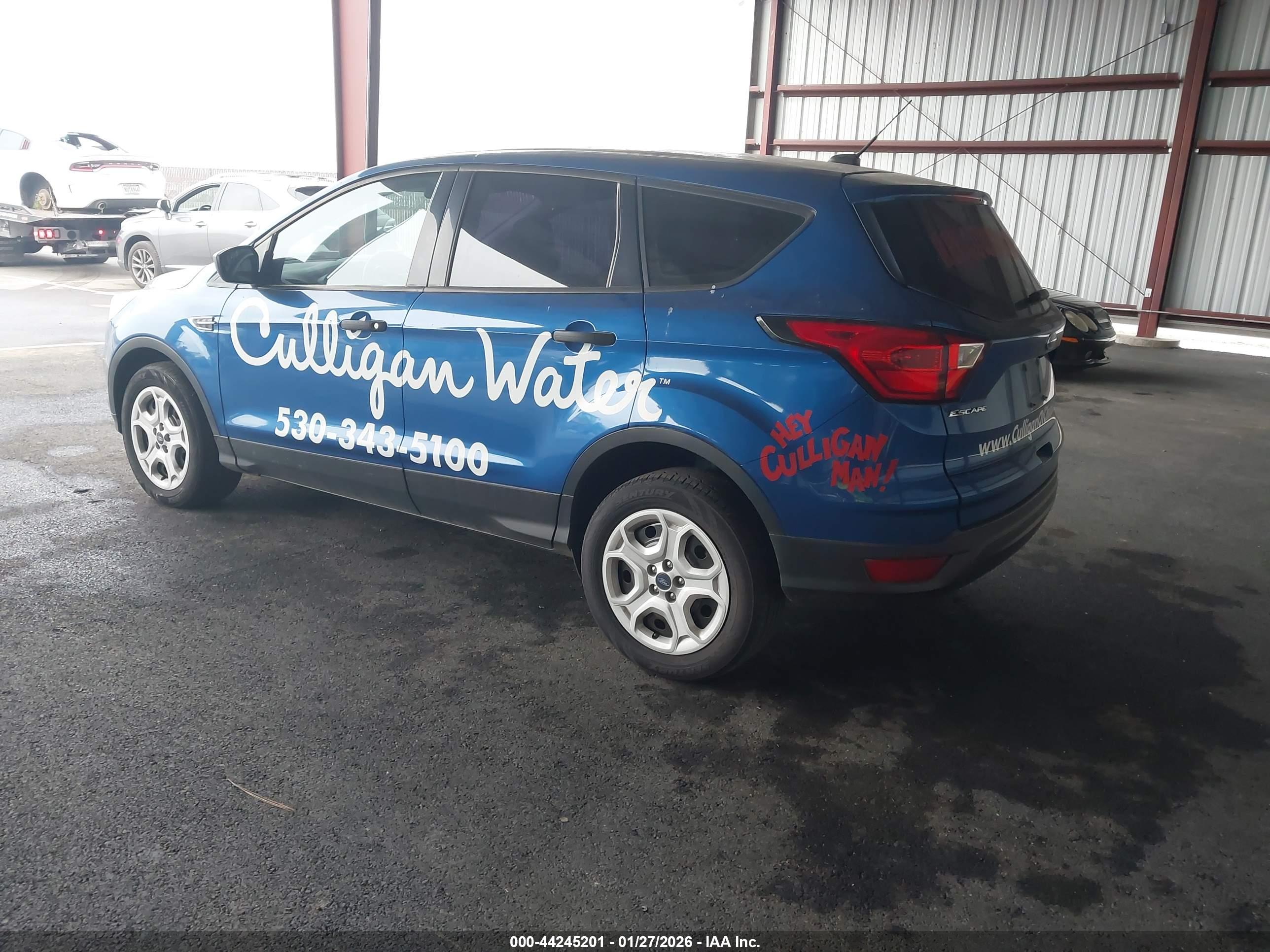 FORD ESCAPE image 3