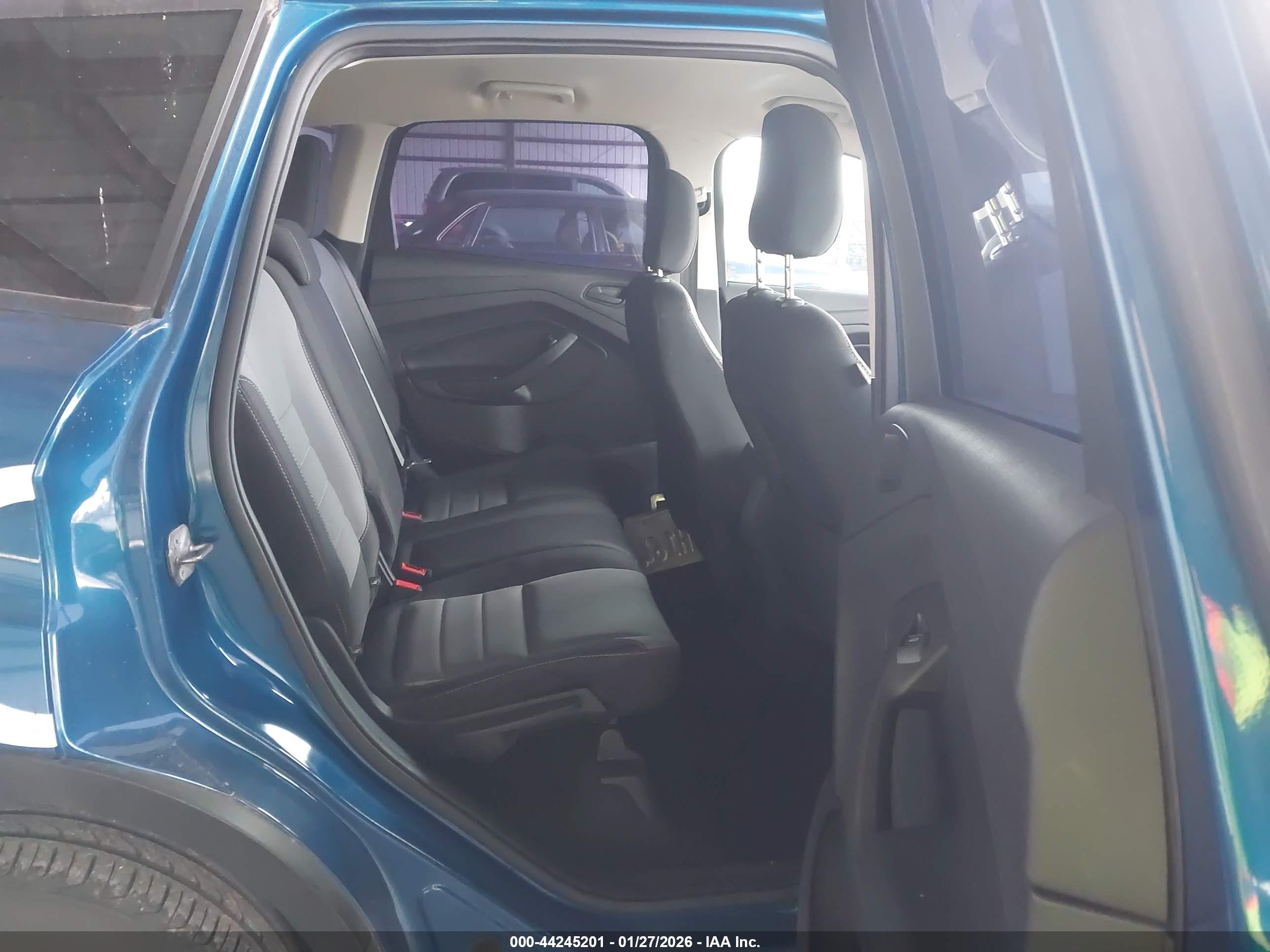 FORD ESCAPE image 8