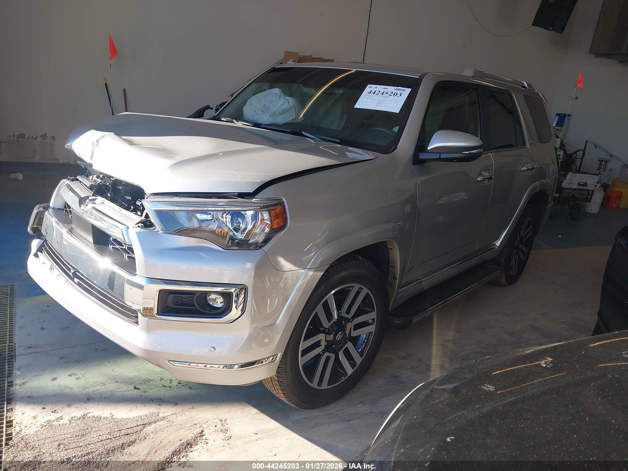 TOYOTA 4RUNNER image 2