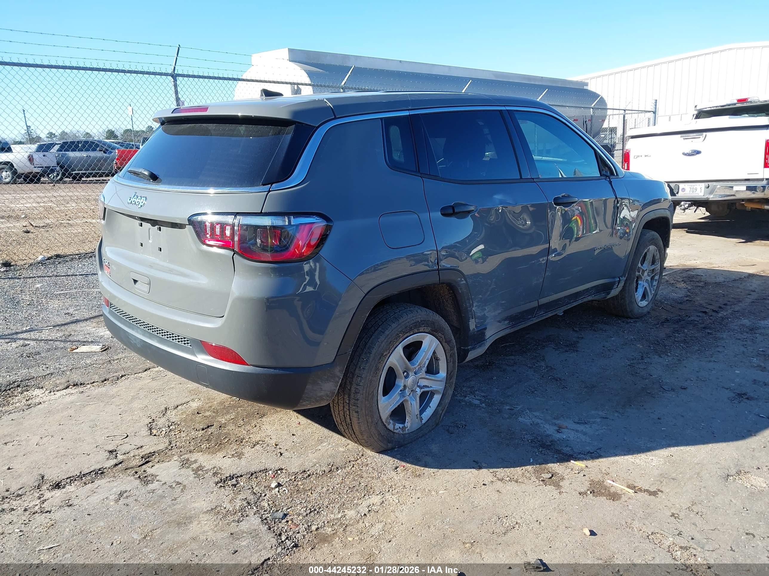 JEEP COMPASS image 4