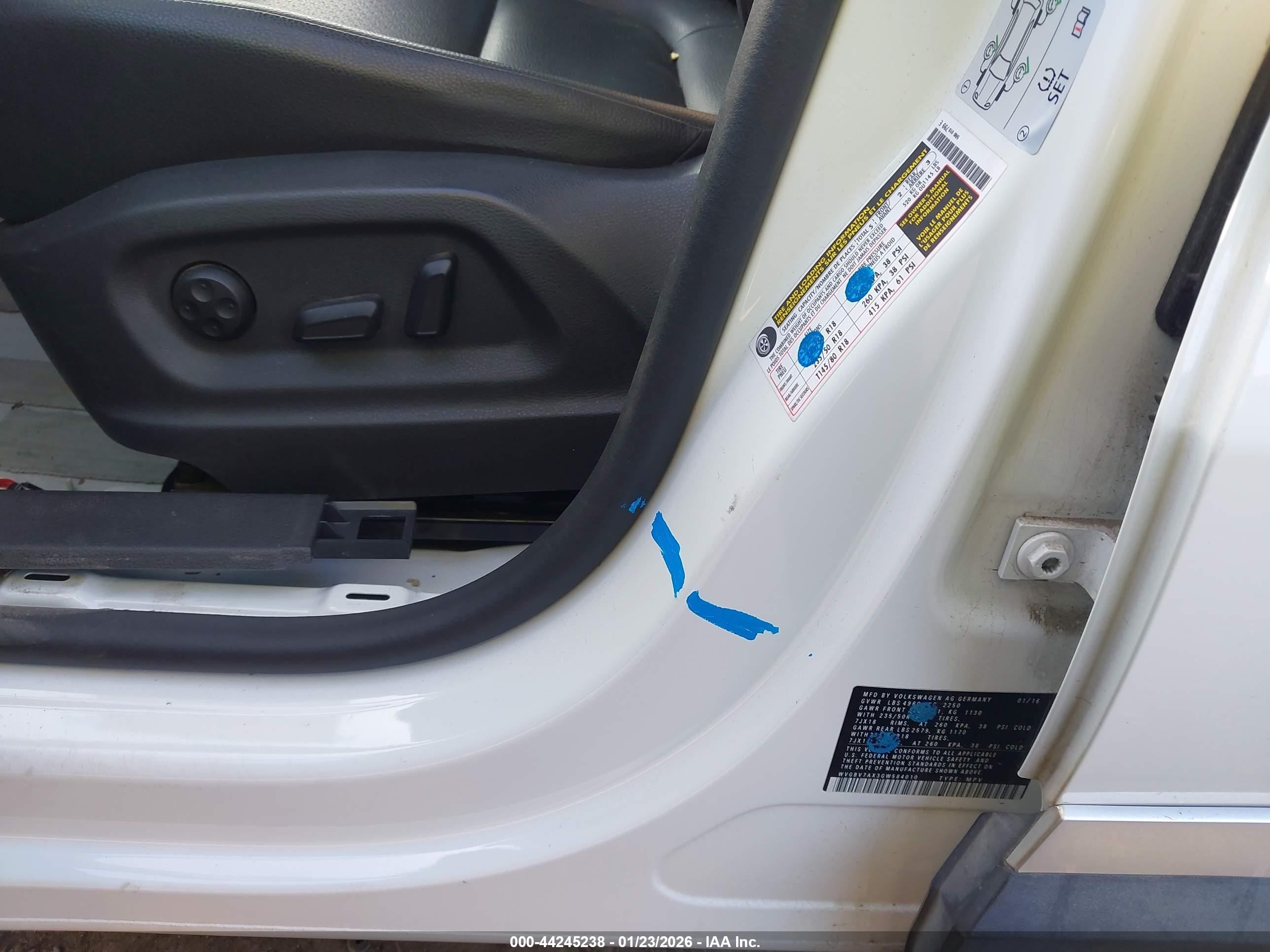 VOLKSWAGEN TIGUAN image 6