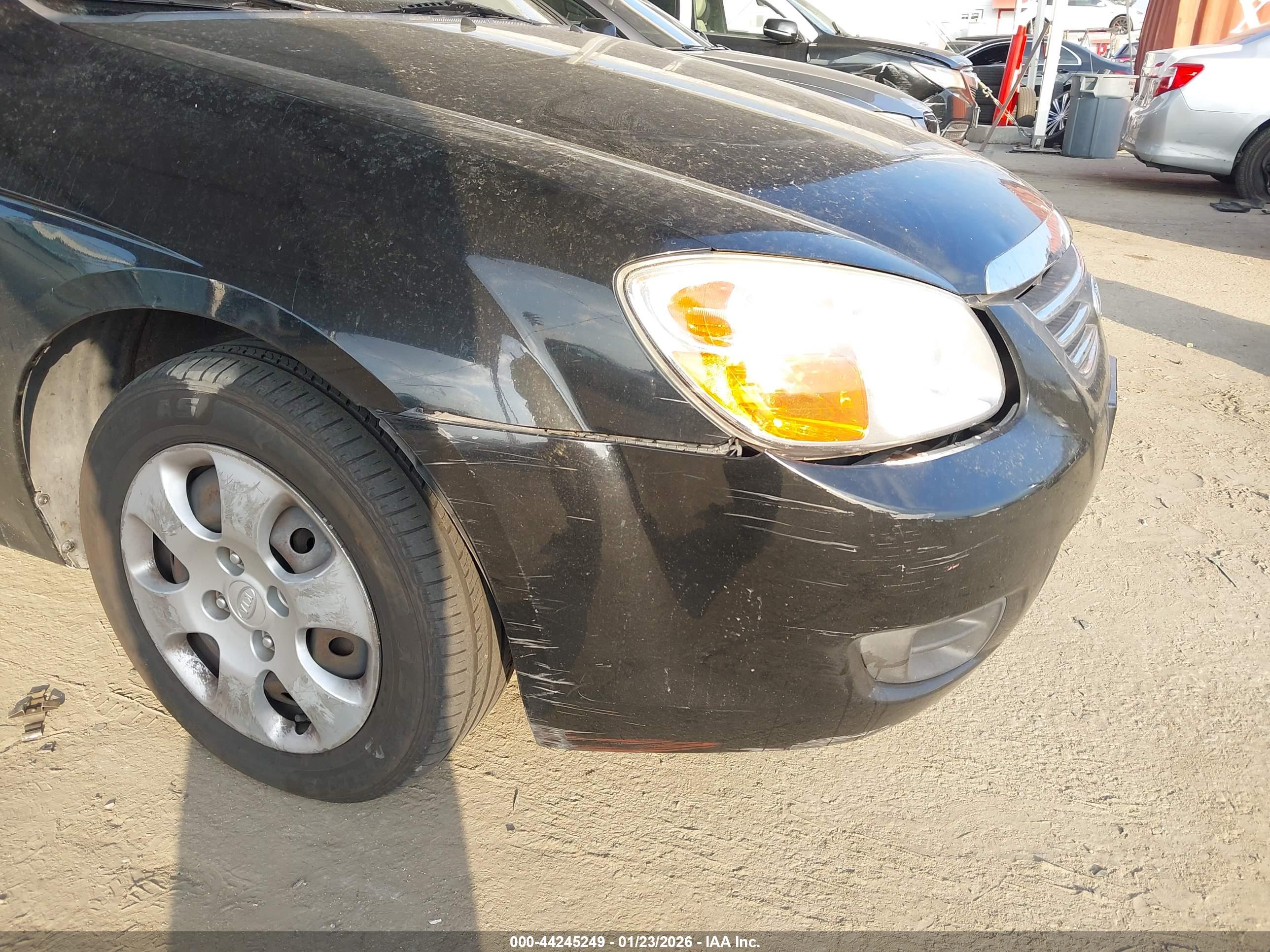 KIA SPECTRA image 6