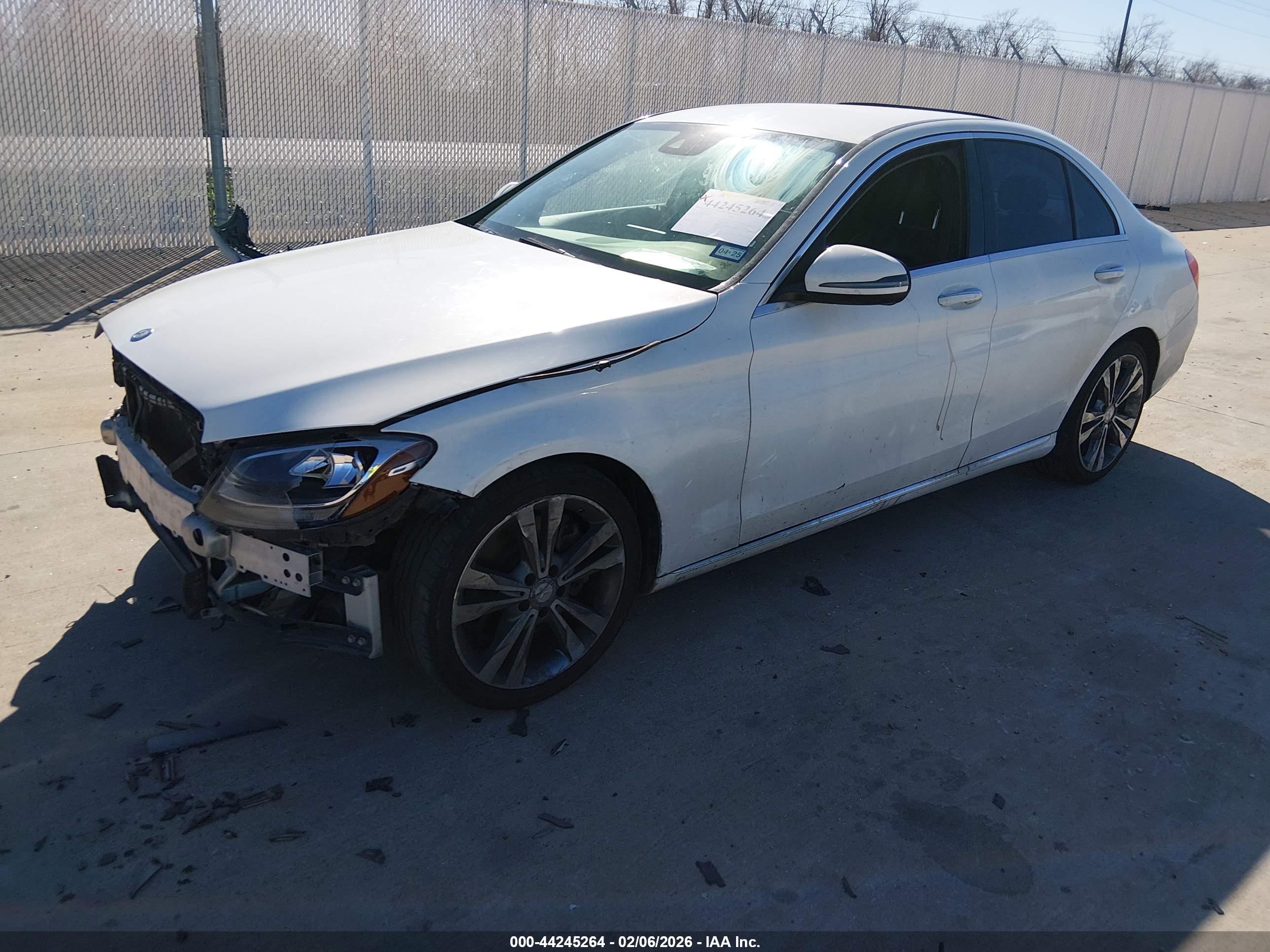 MERCEDES-BENZ C image 2