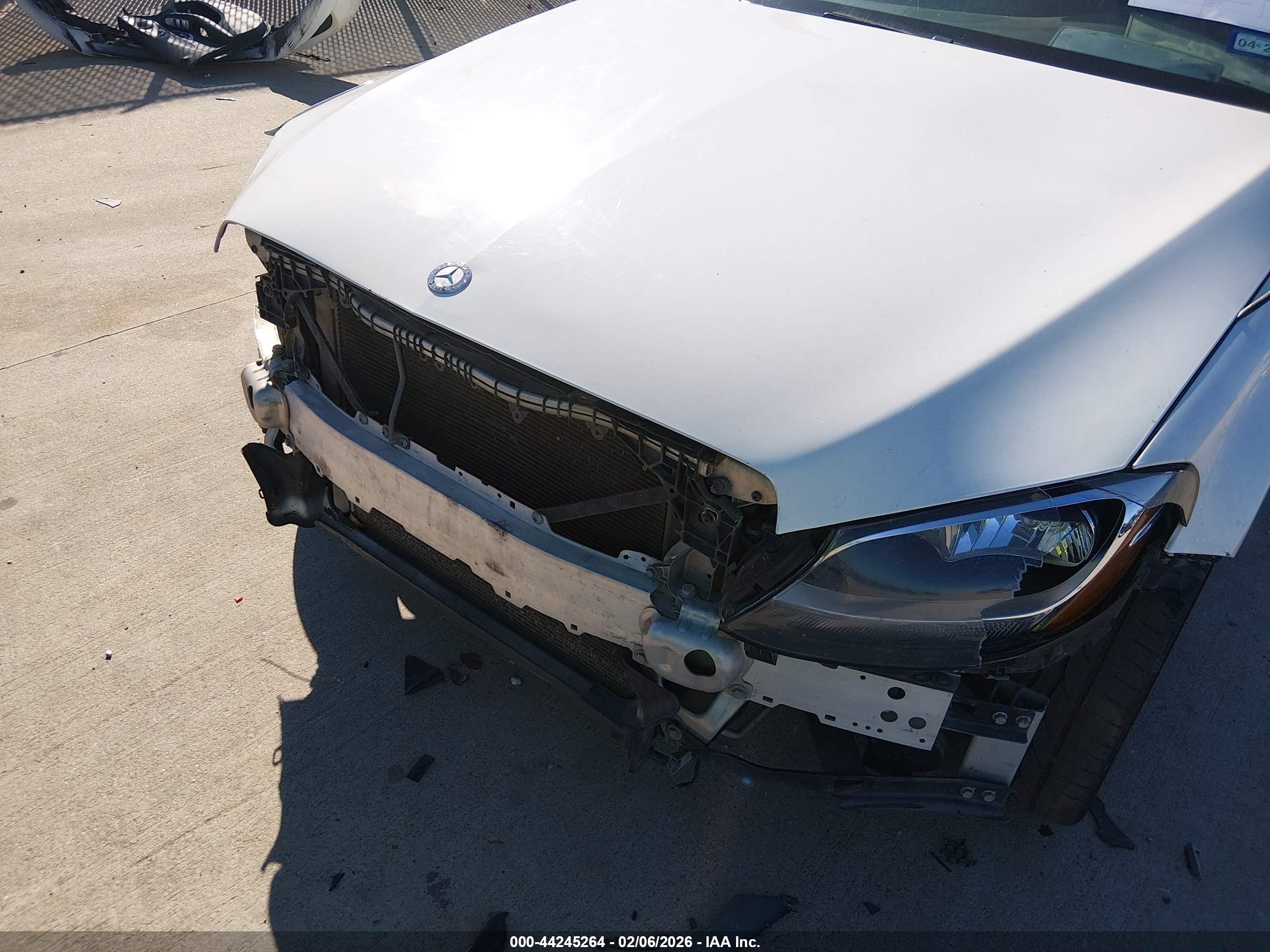 MERCEDES-BENZ C image 6