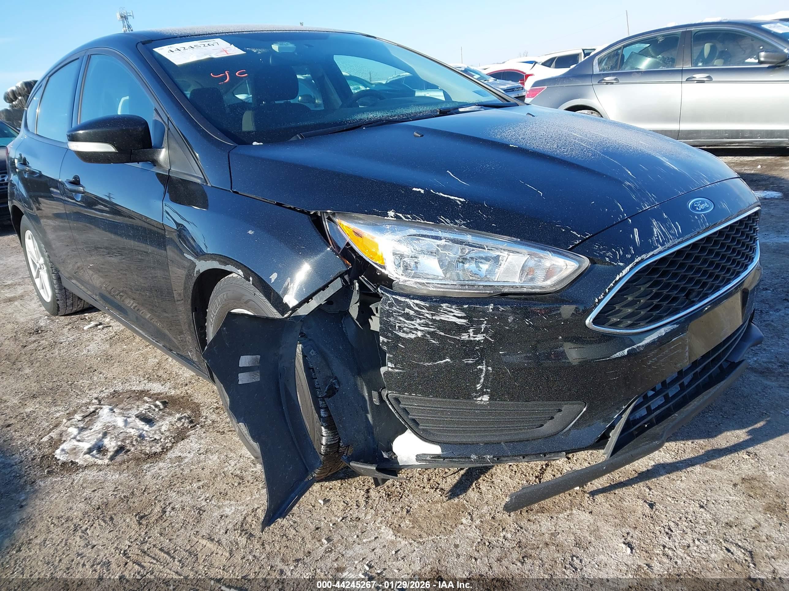 FORD FOCUS image 6