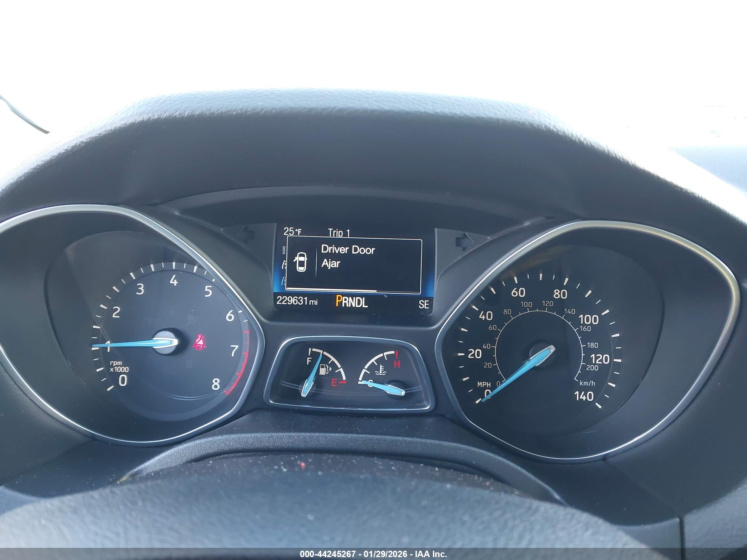 FORD FOCUS image 7