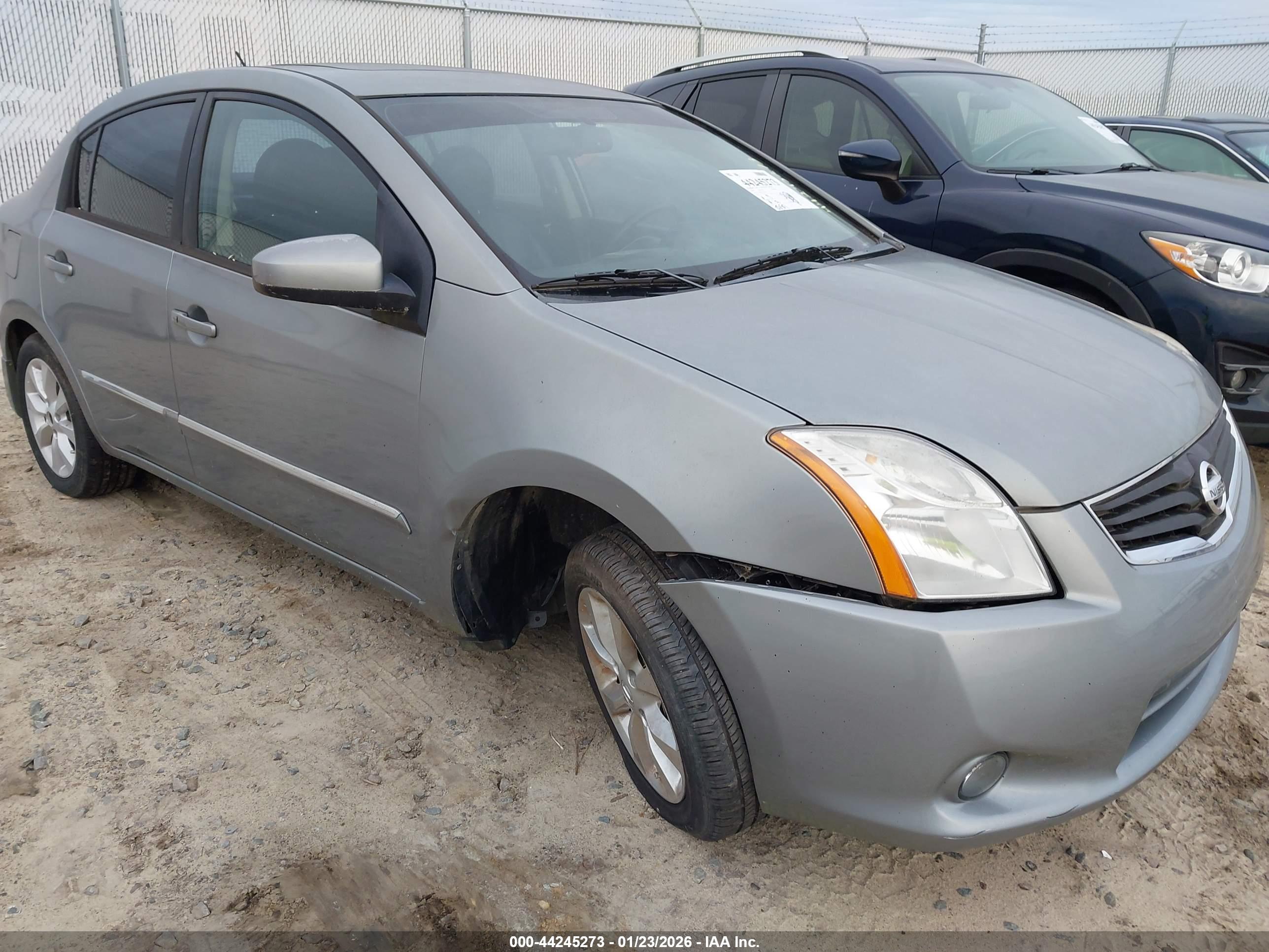 NISSAN SENTRA image 6