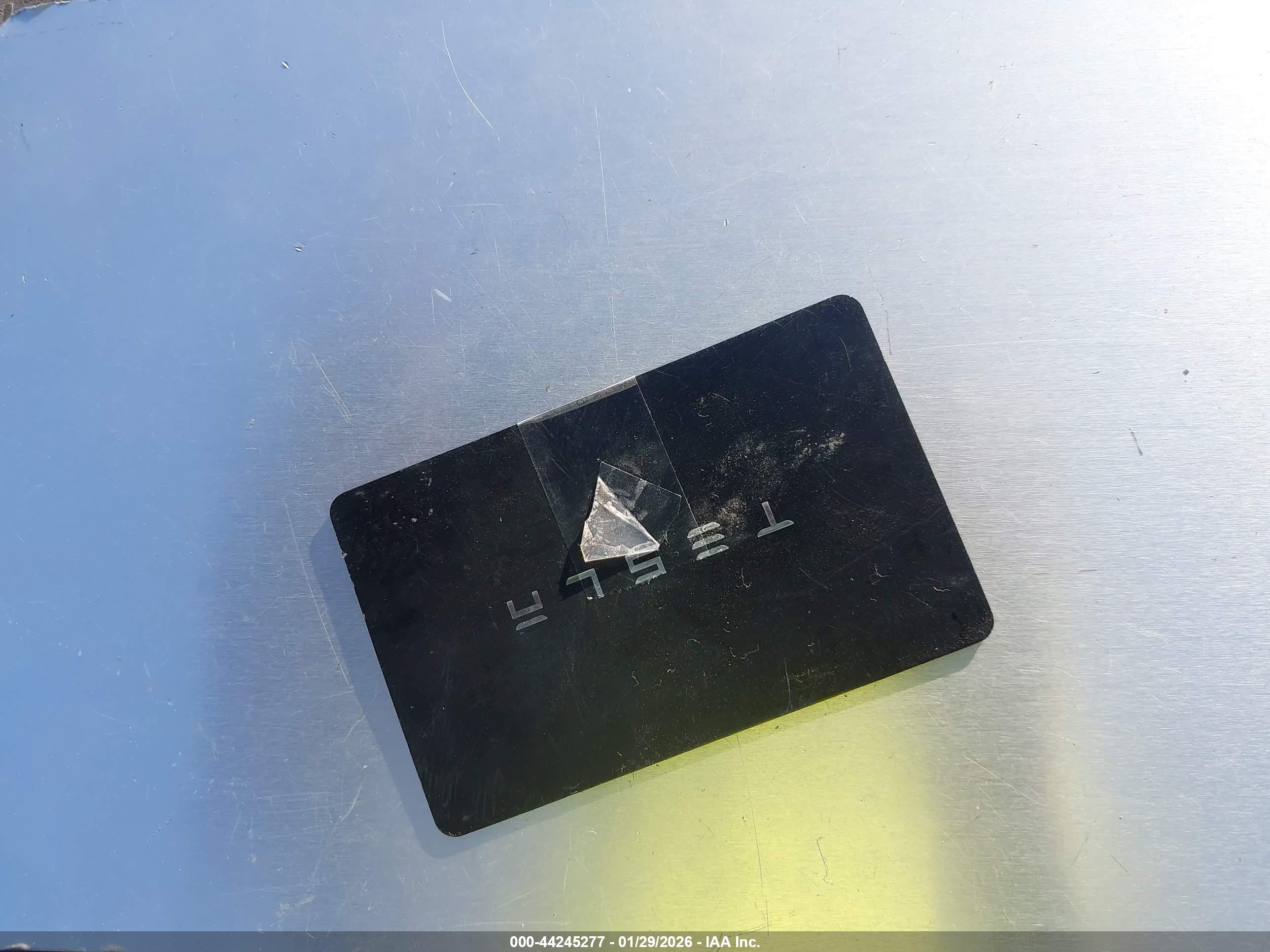 TESLA MODEL image 11