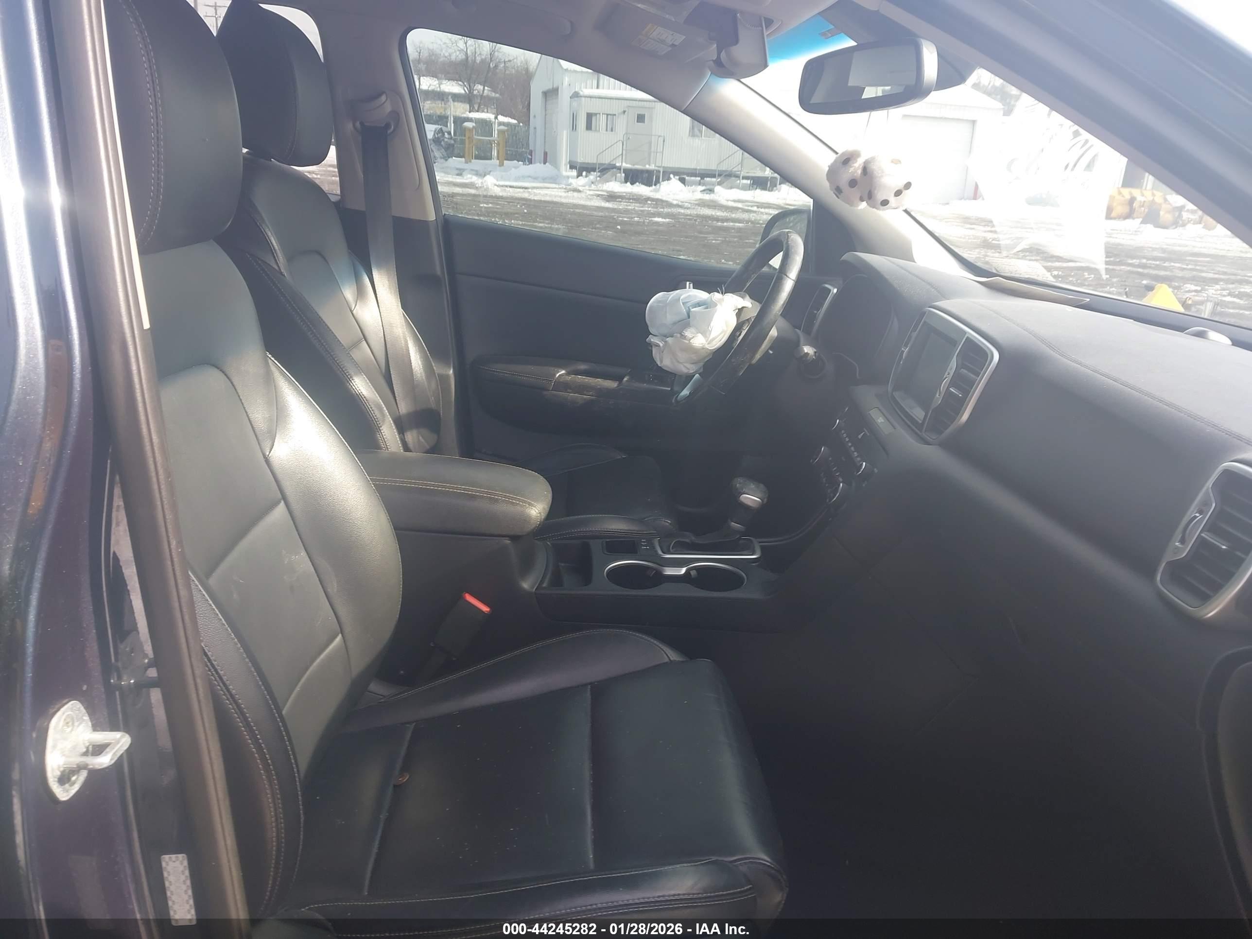 KIA SPORTAGE image 5