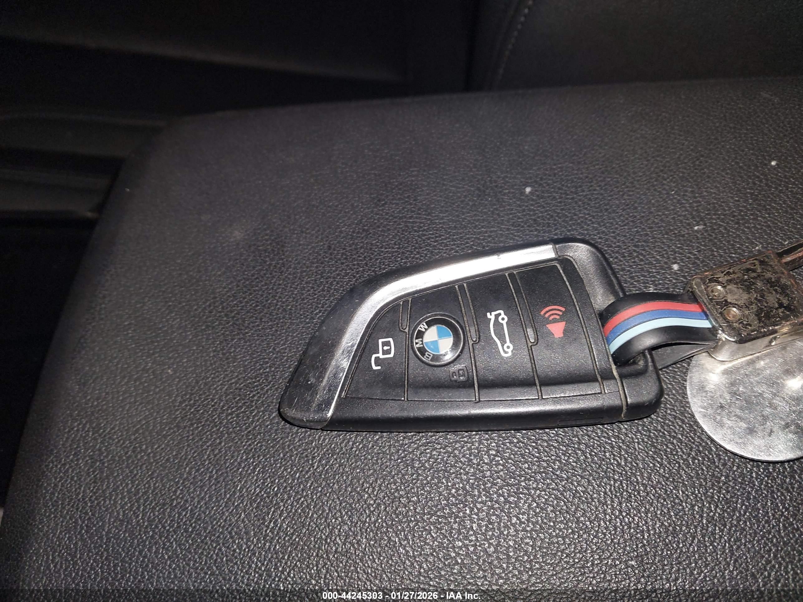 BMW 330I image 11