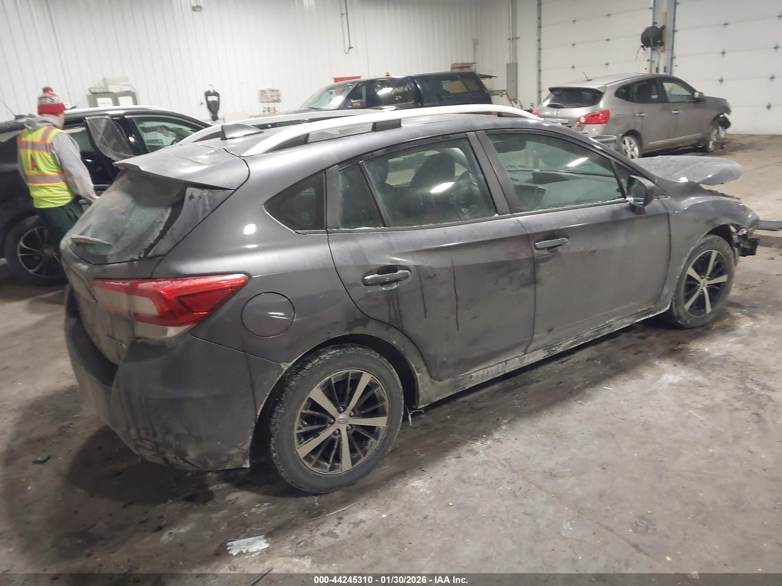 SUBARU IMPREZA image 4
