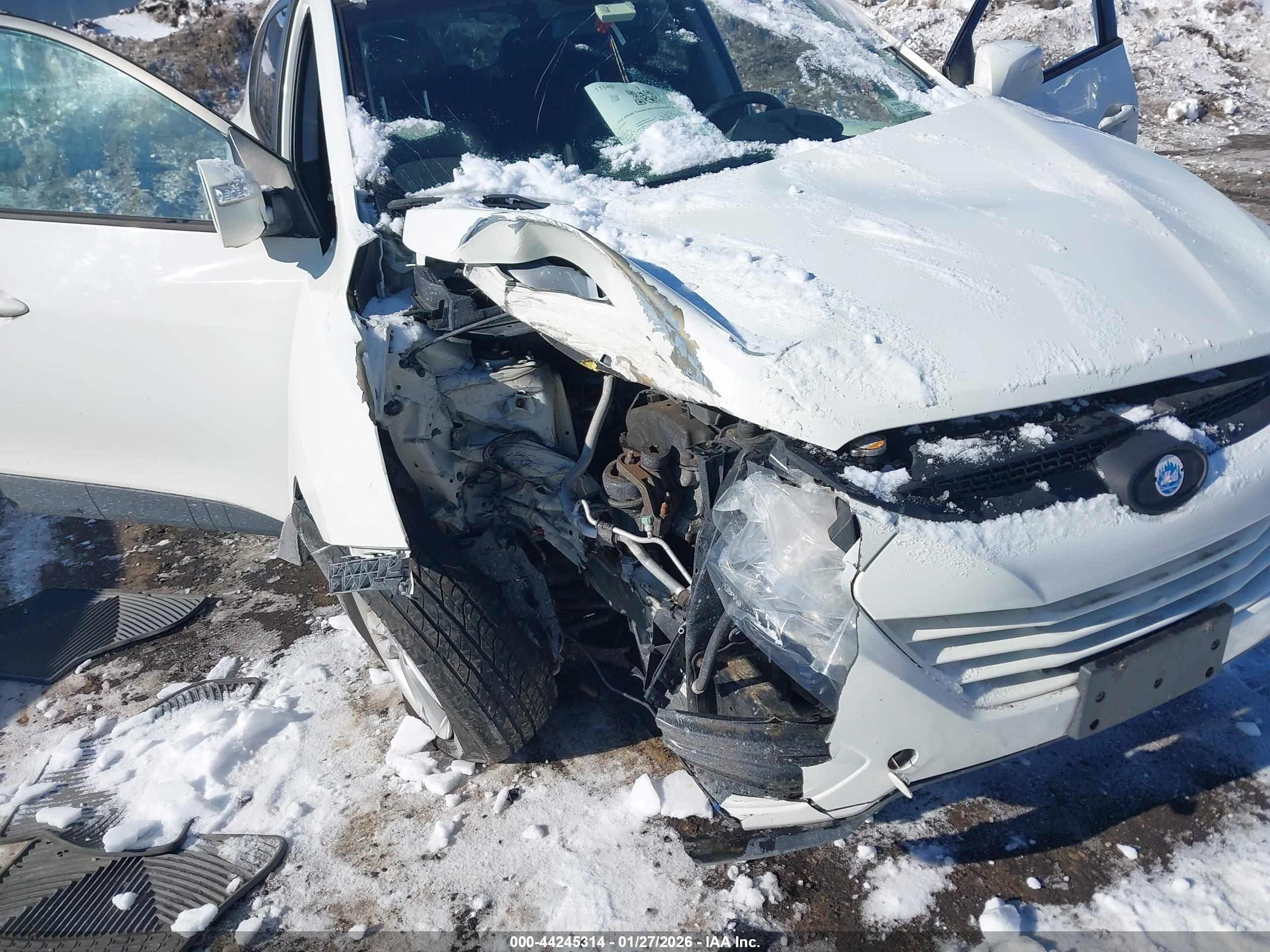 HYUNDAI TUCSON image 6
