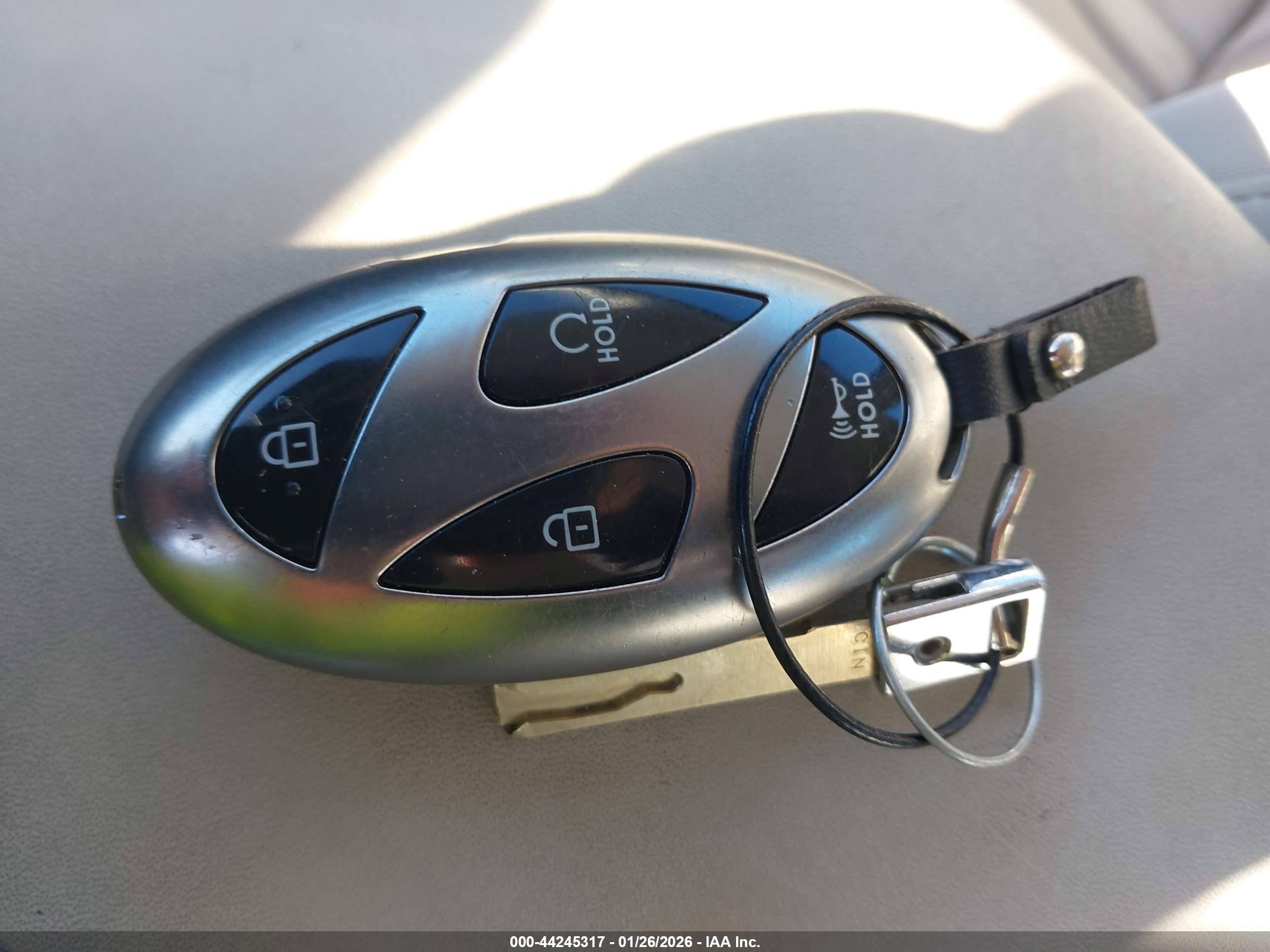 HYUNDAI SONATA image 11