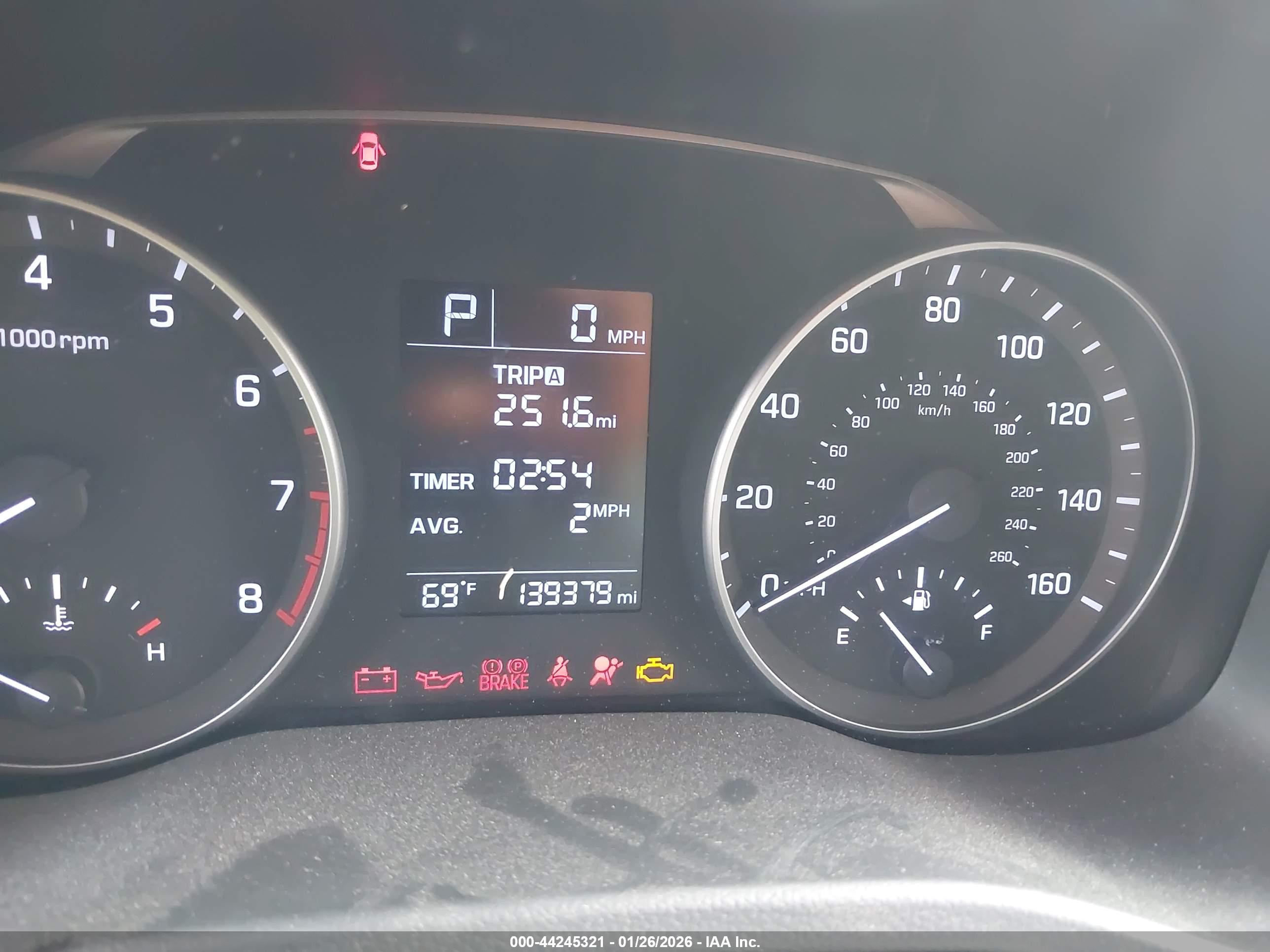 HYUNDAI ELANTRA image 7