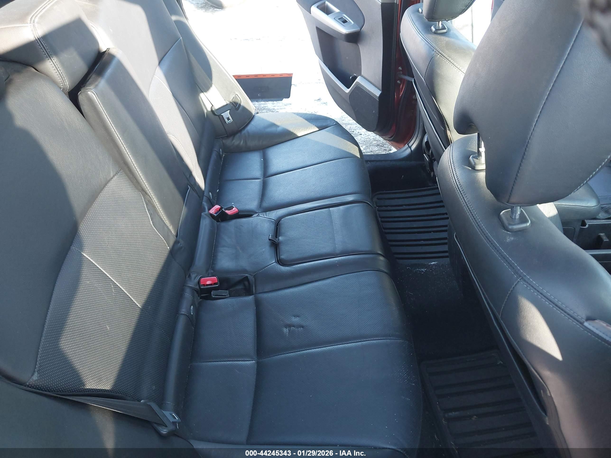 SUBARU FORESTER image 8
