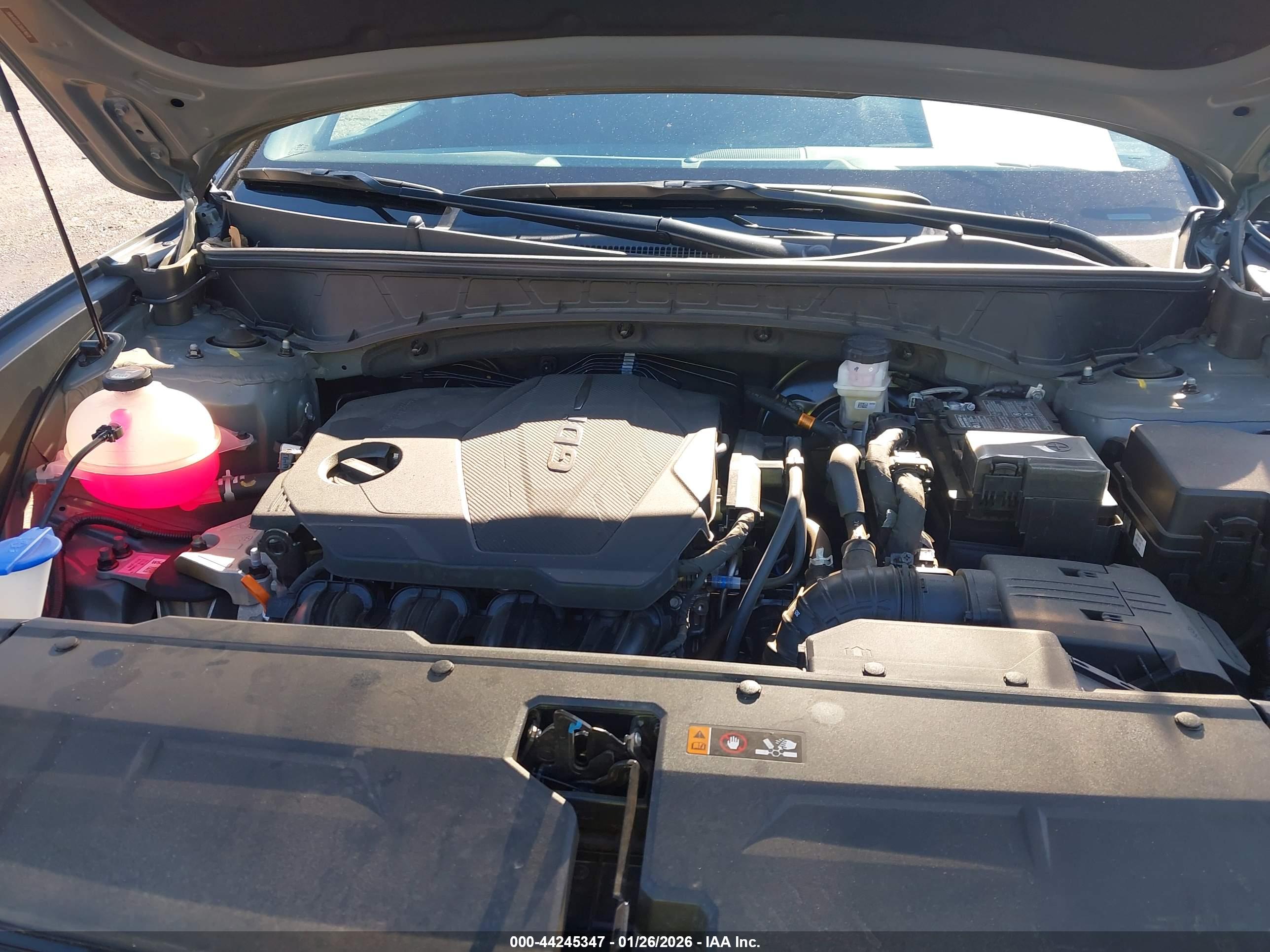 HYUNDAI TUCSON image 10
