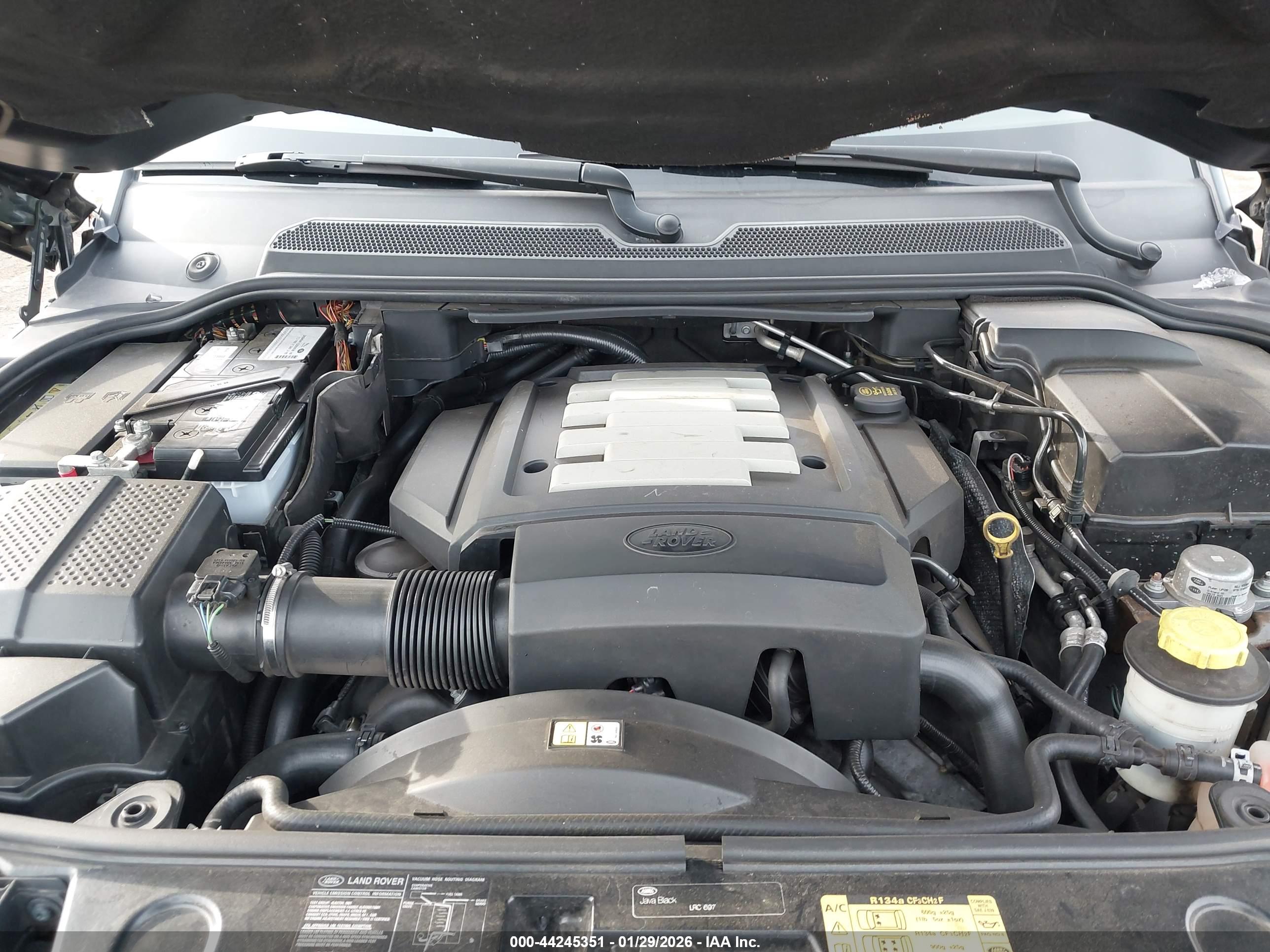 LAND ROVER image 10