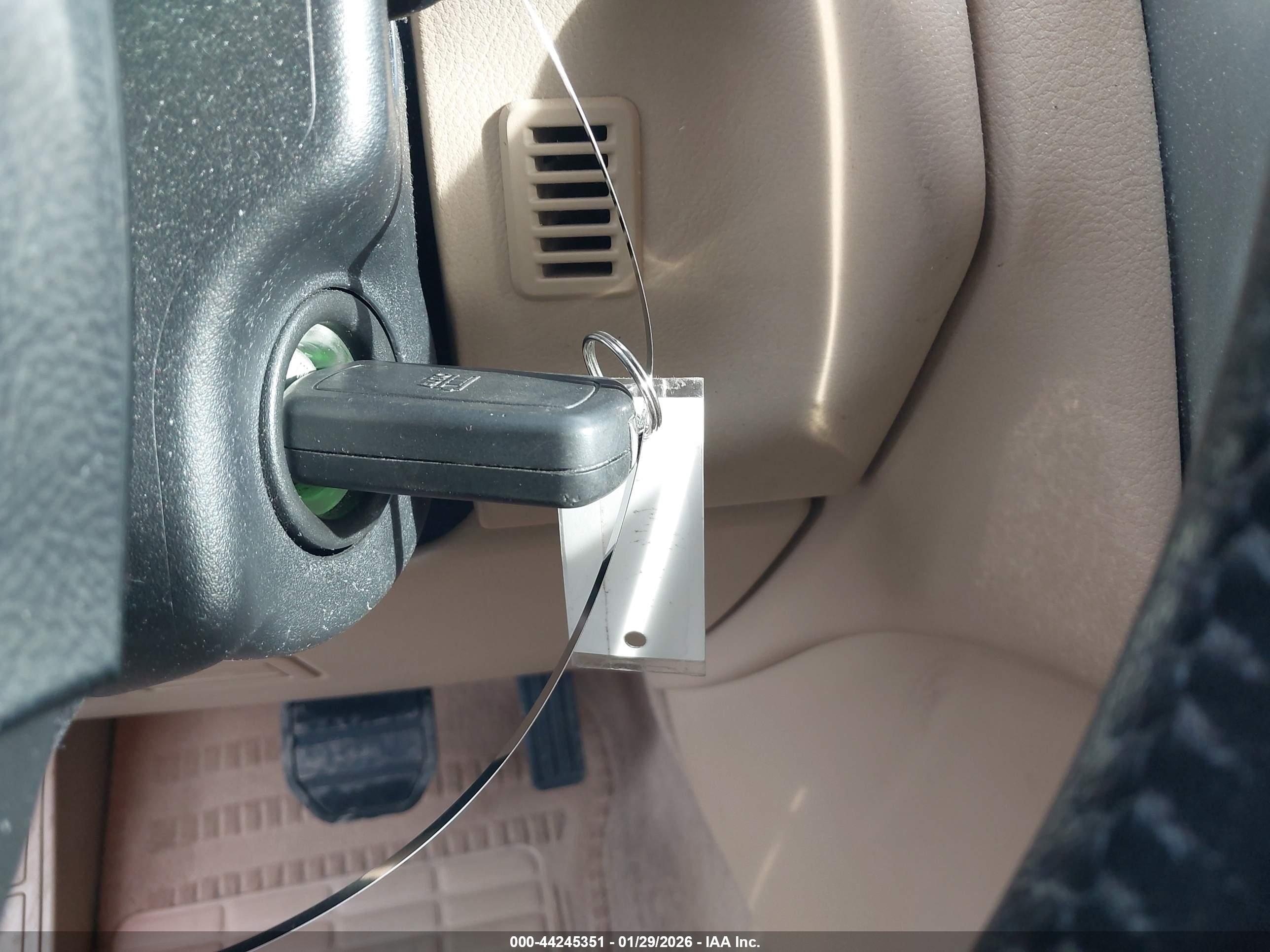 LAND ROVER image 11