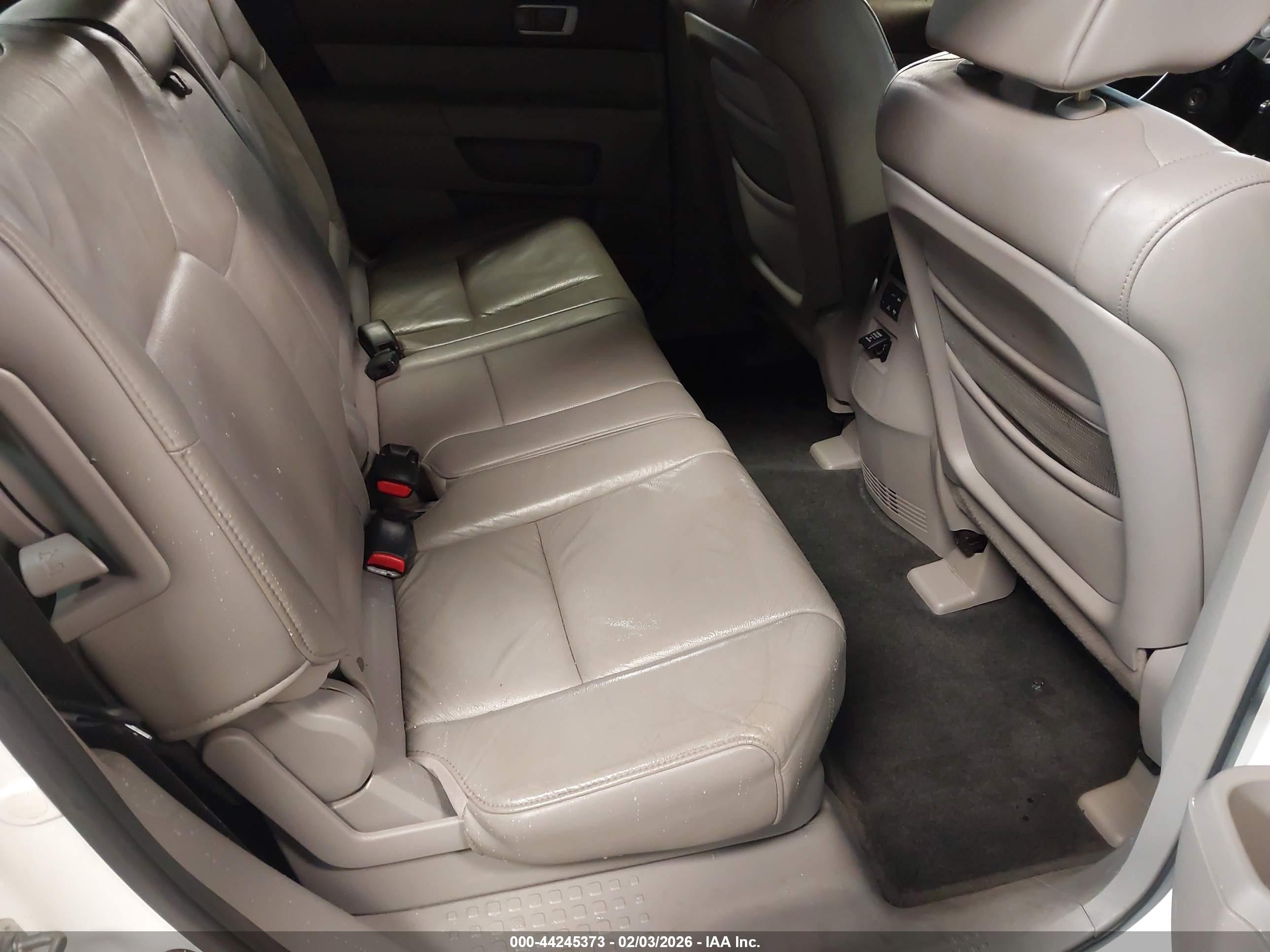 HONDA PILOT image 8