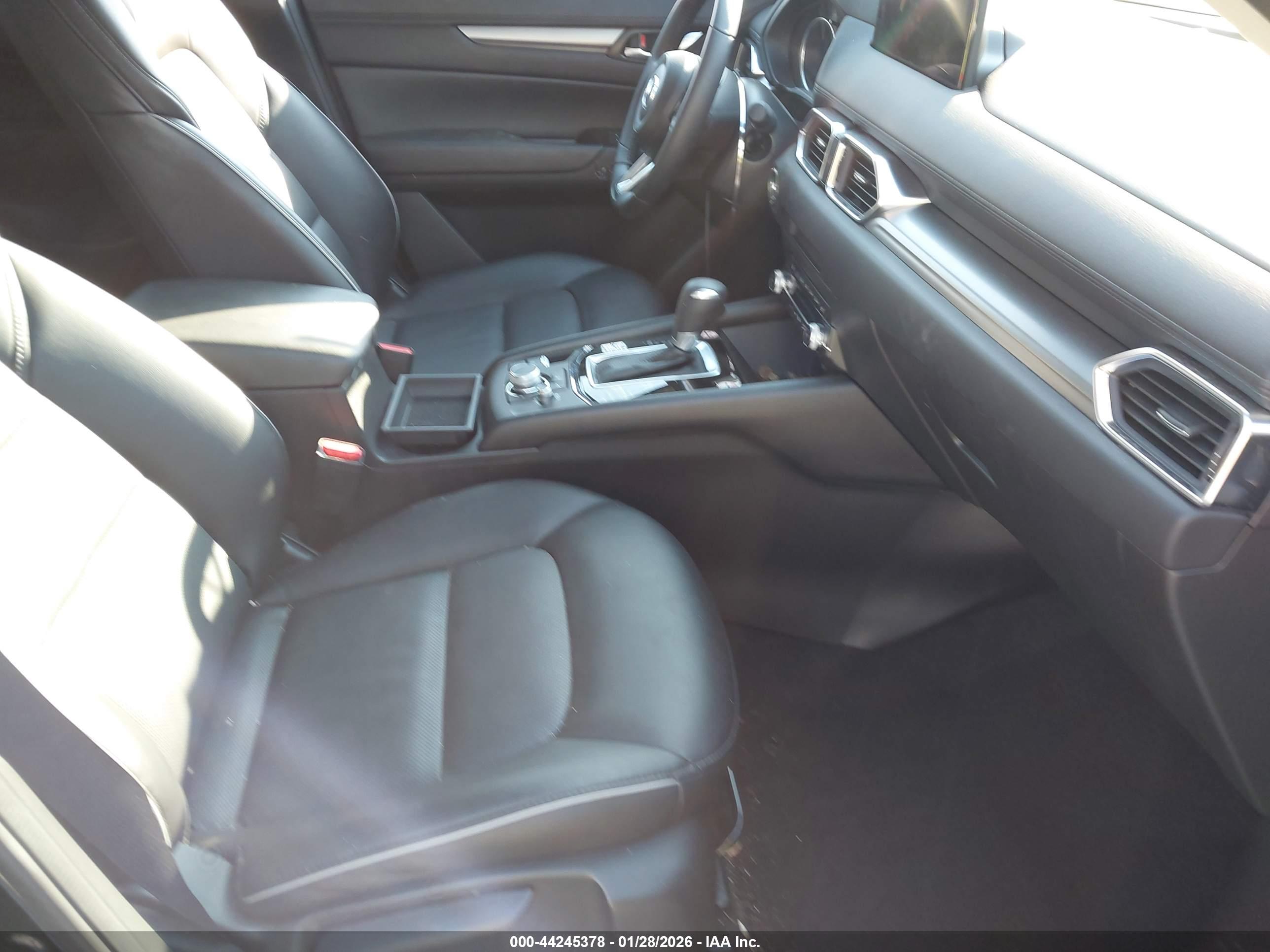 MAZDA CX-5 image 5