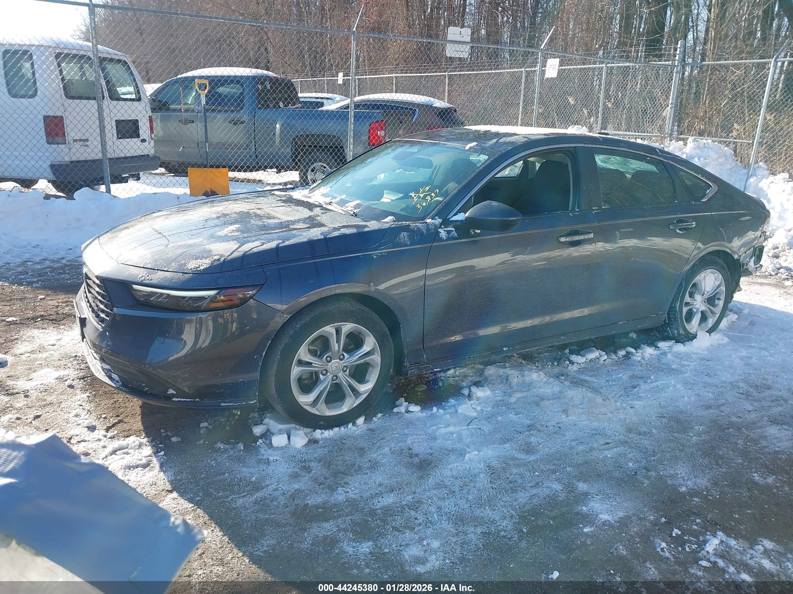 HONDA ACCORD image 2
