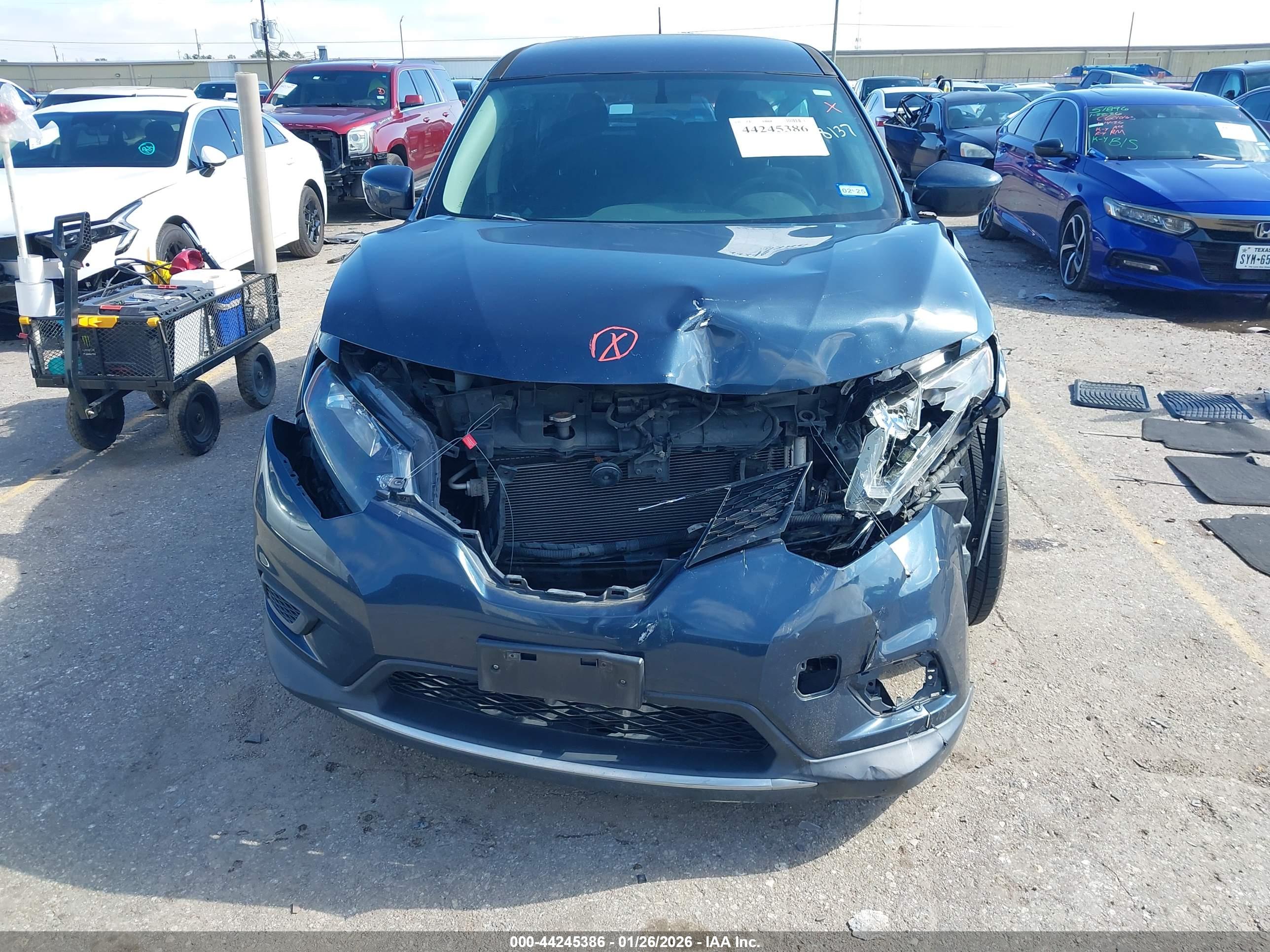 NISSAN ROGUE image 6