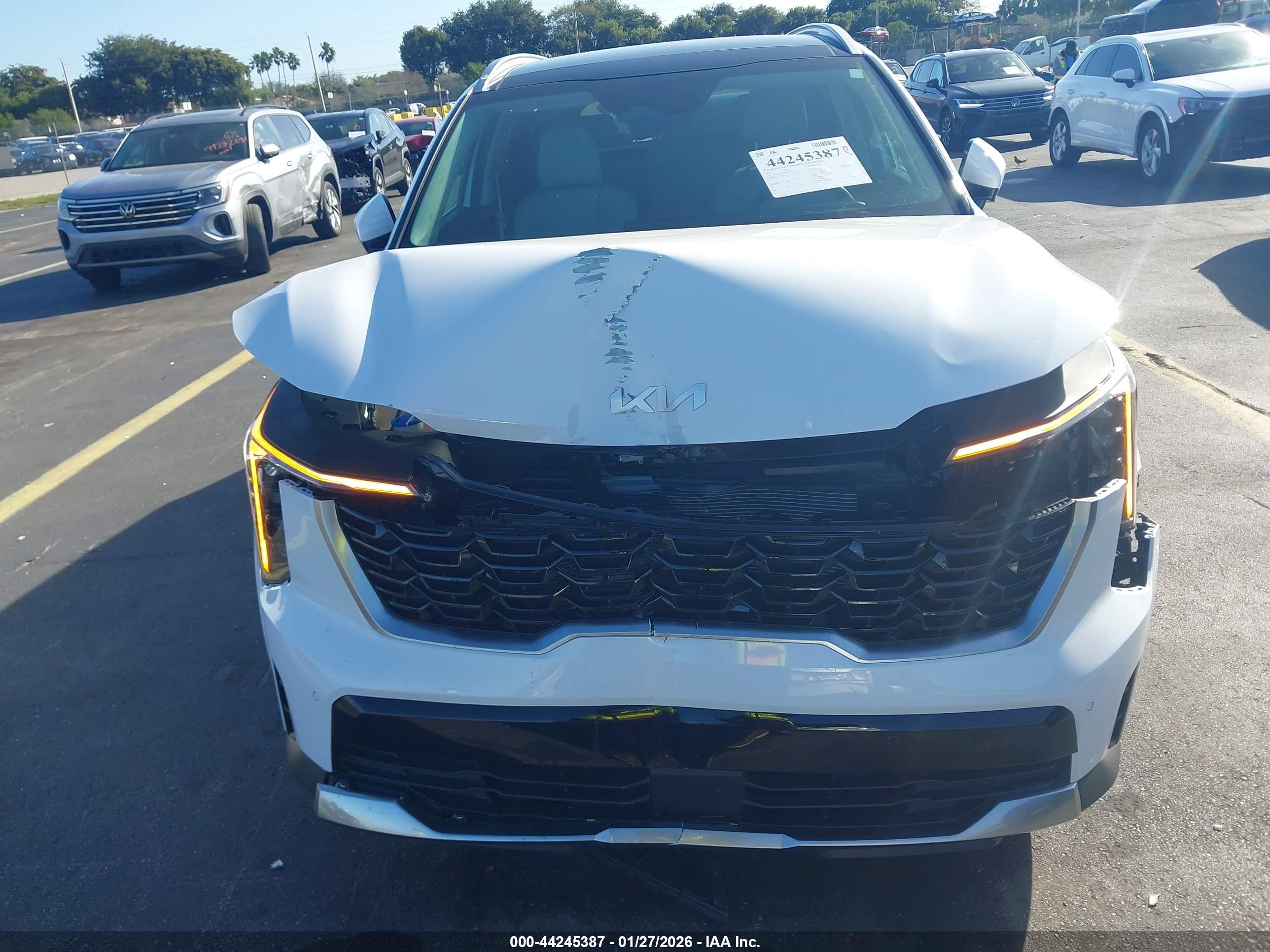 KIA SORENTO image 6