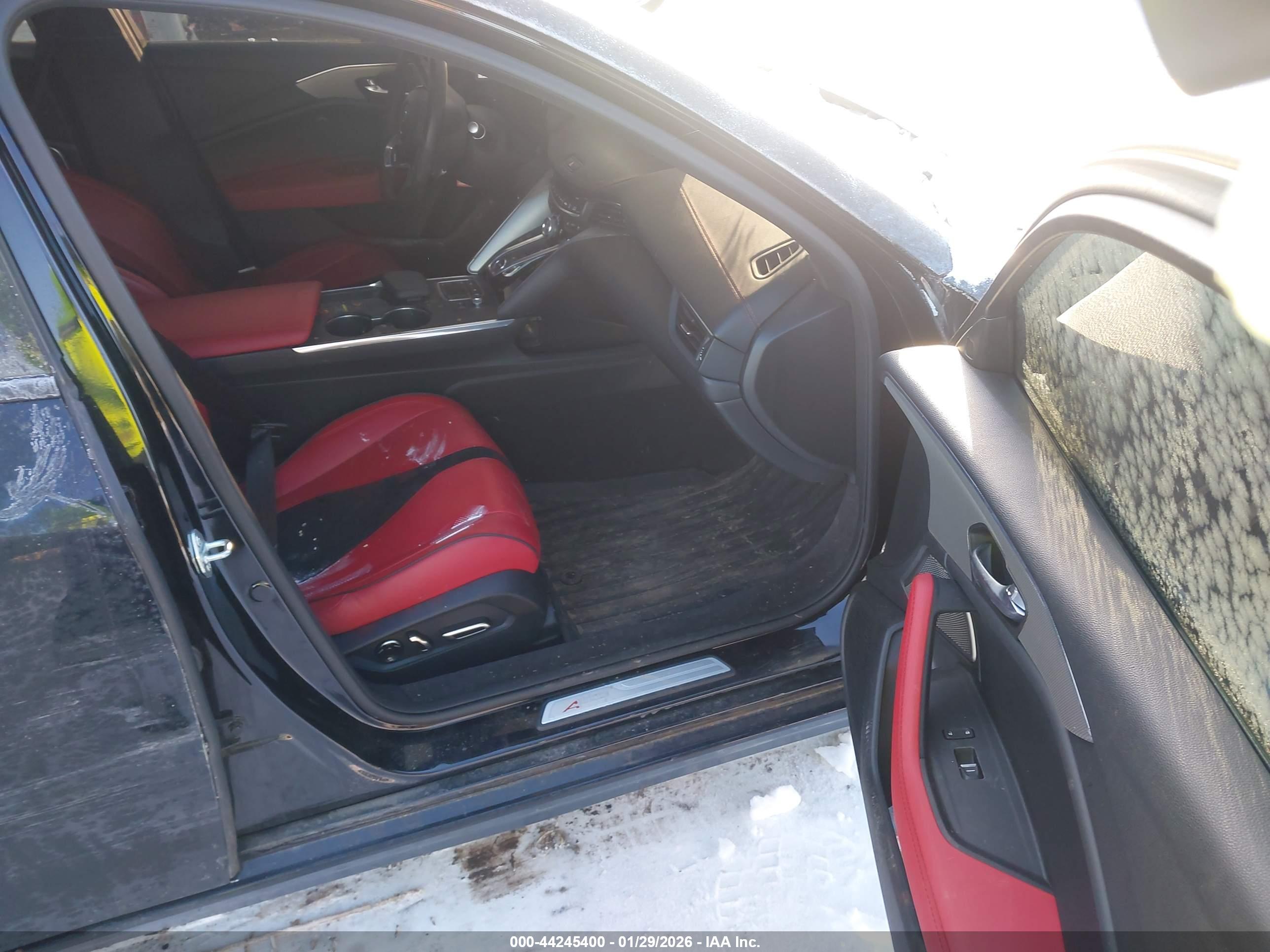 ACURA TLX image 5