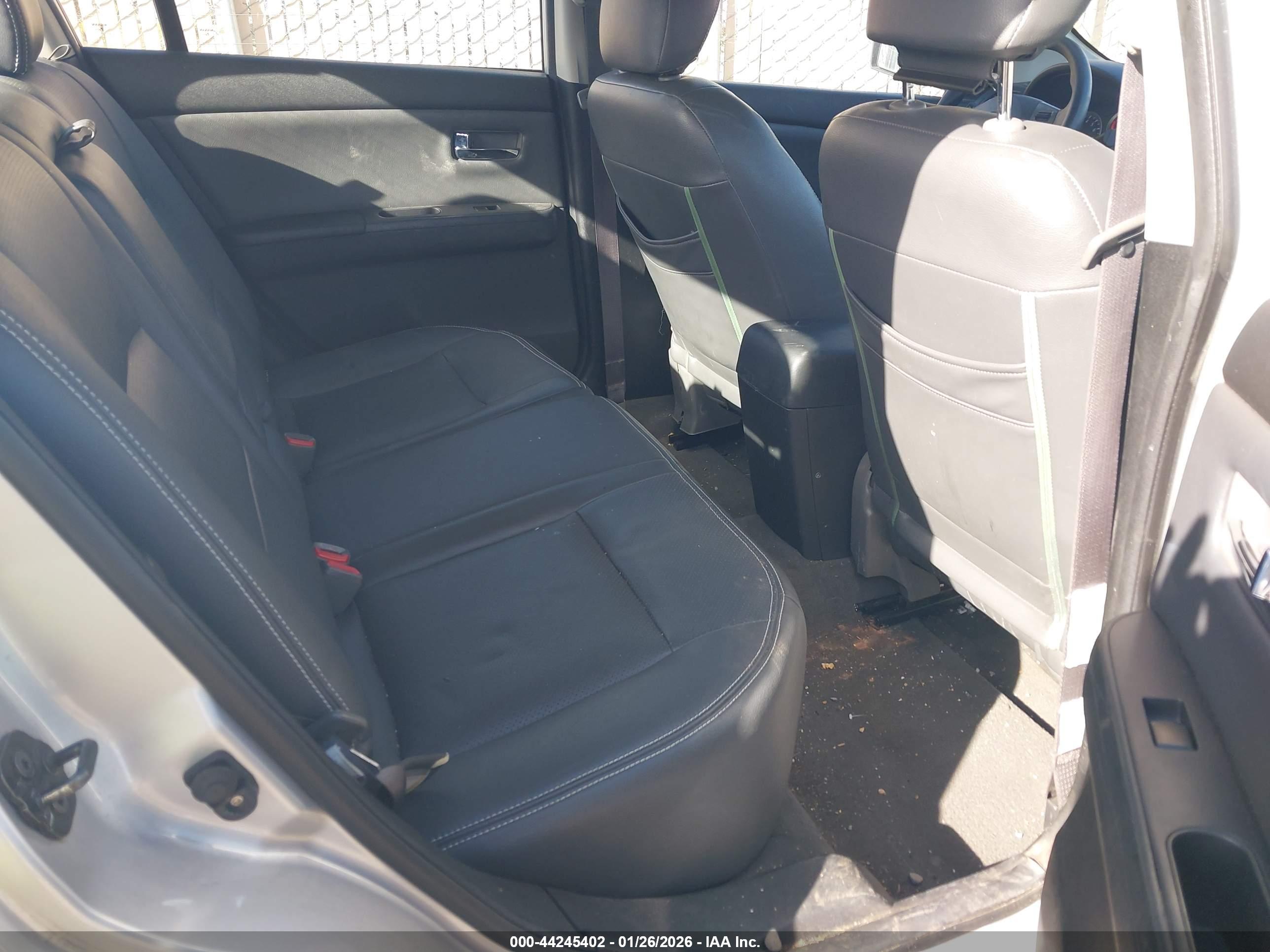 NISSAN SENTRA image 8