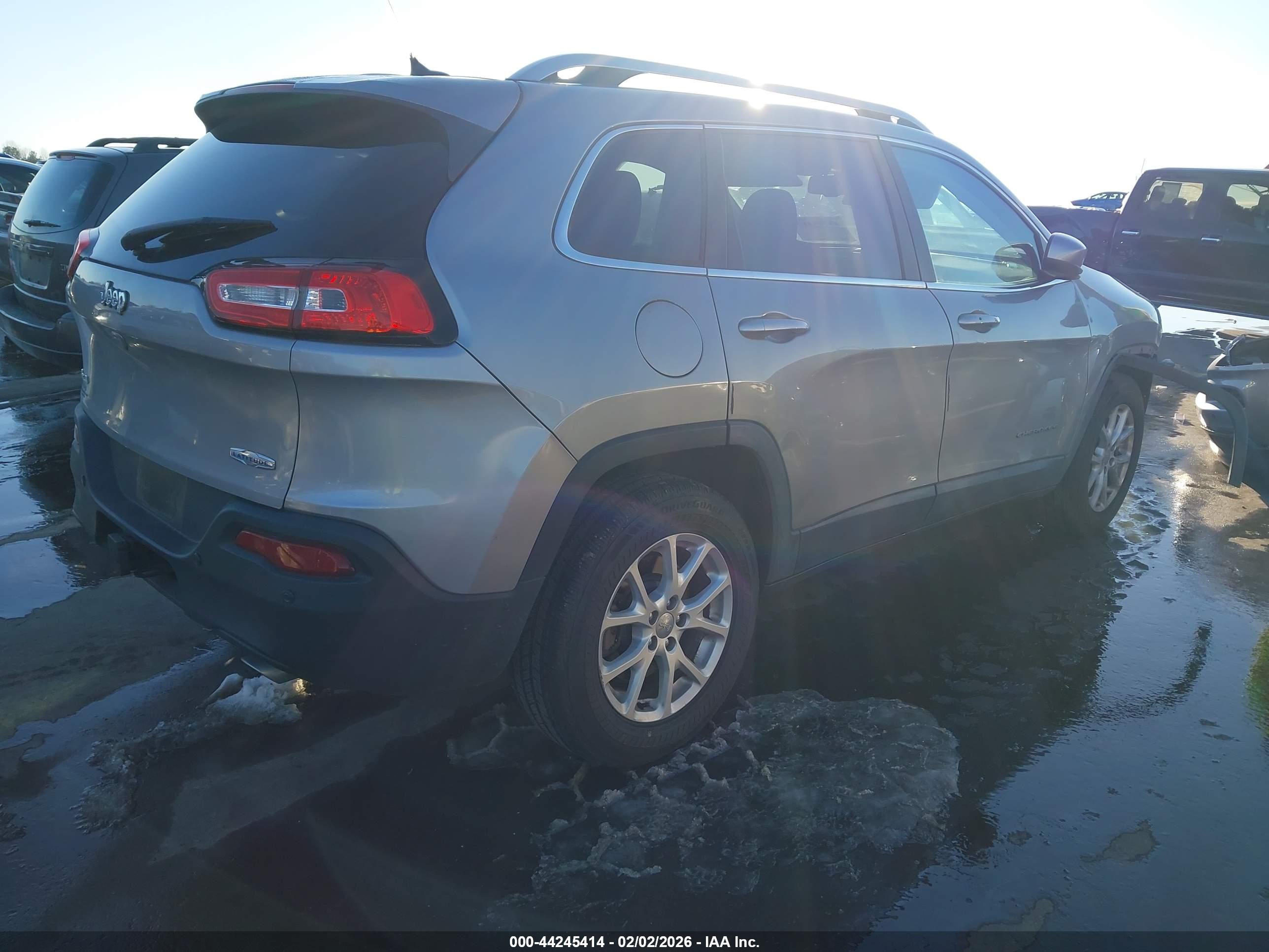 JEEP CHEROKEE image 4