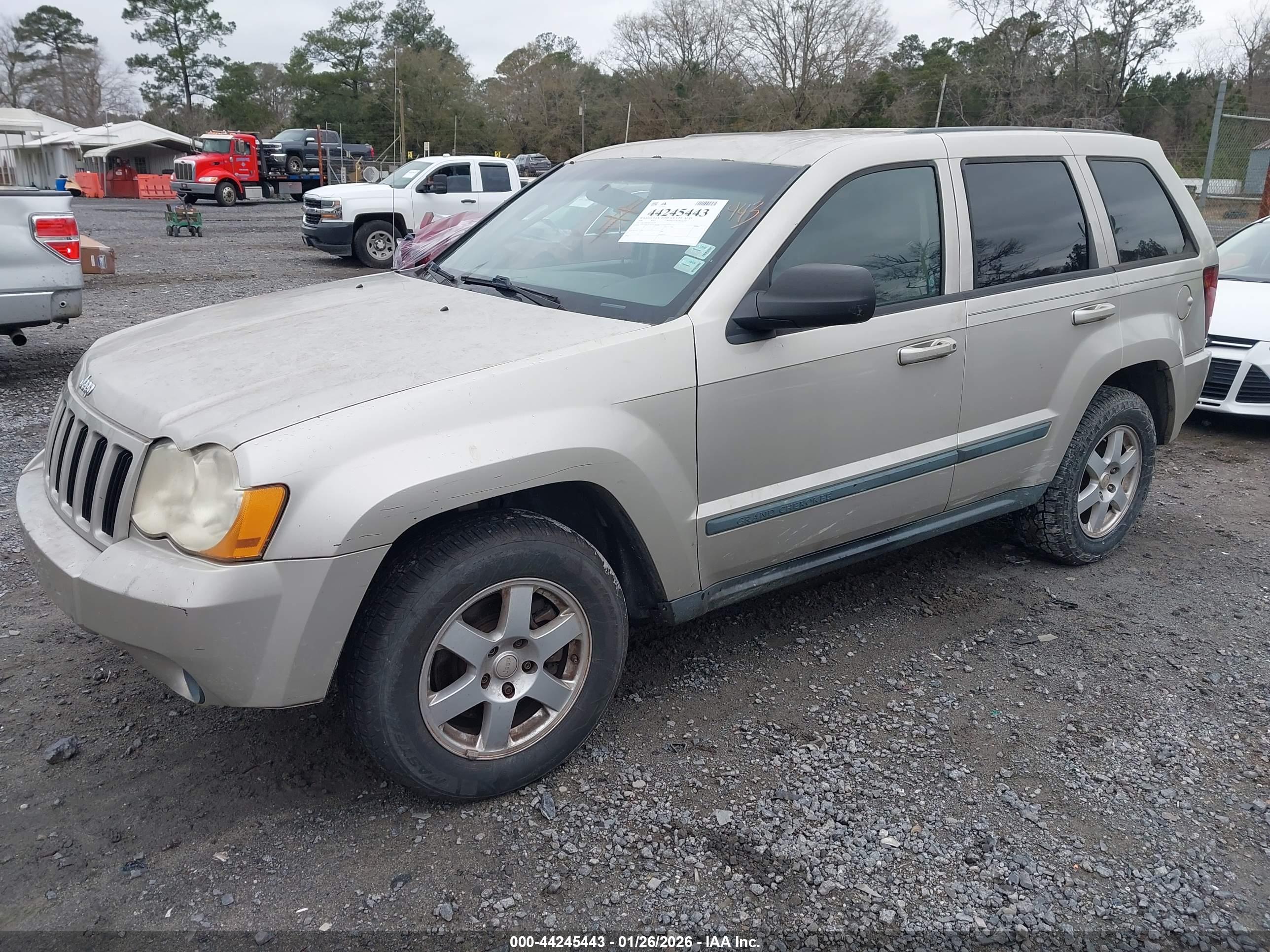 JEEP GRAND image 2