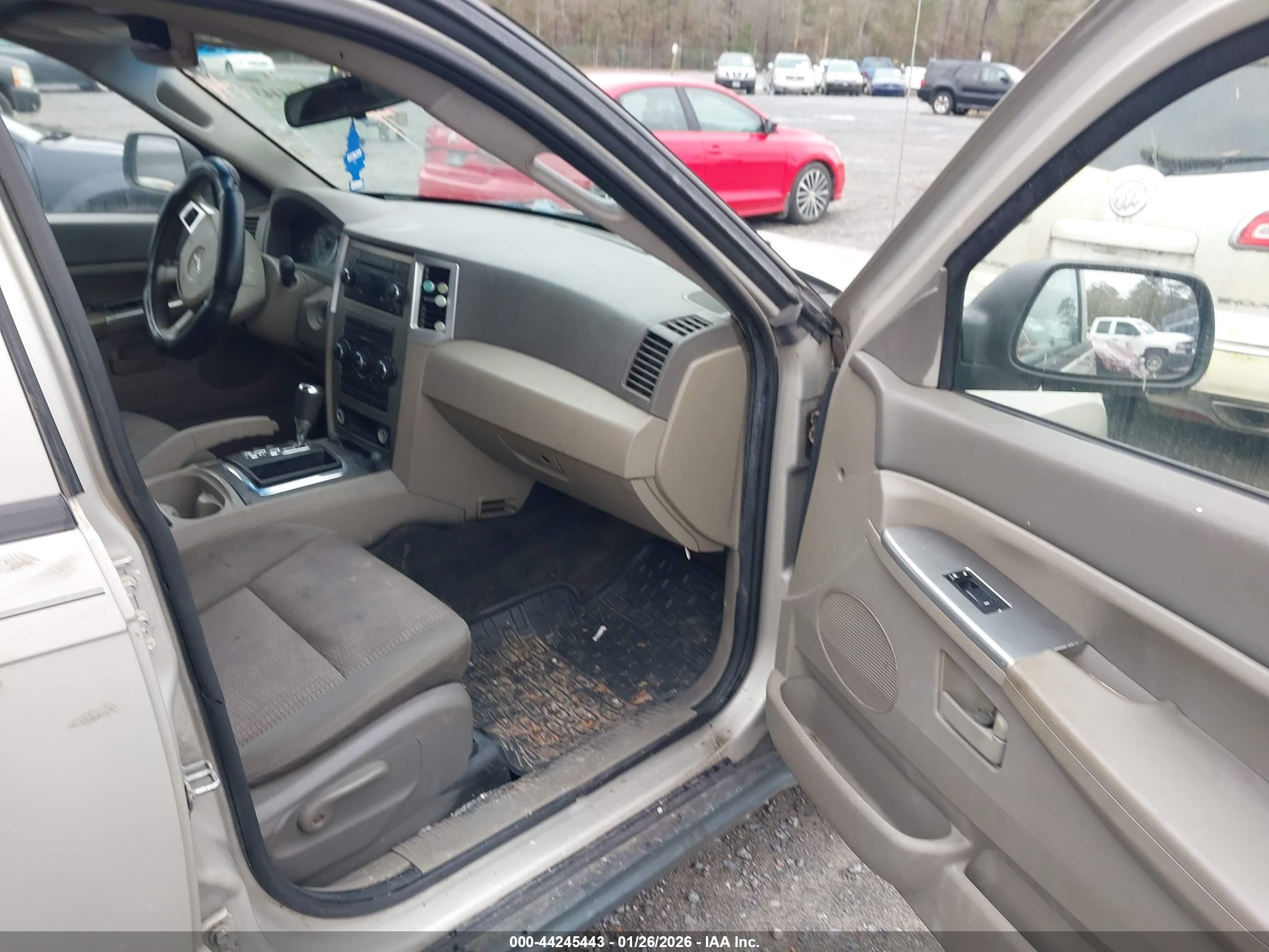 JEEP GRAND image 5