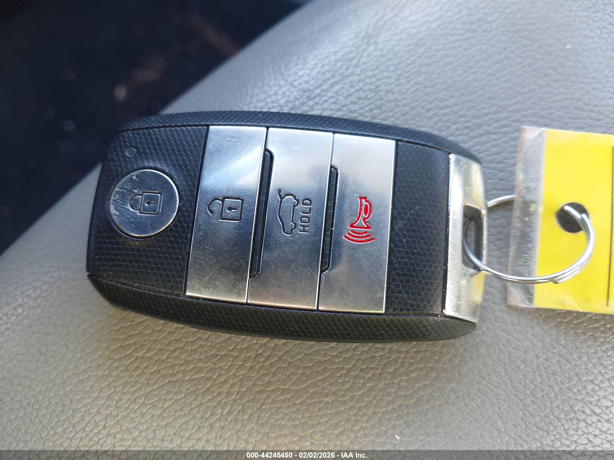 KIA NIRO image 11