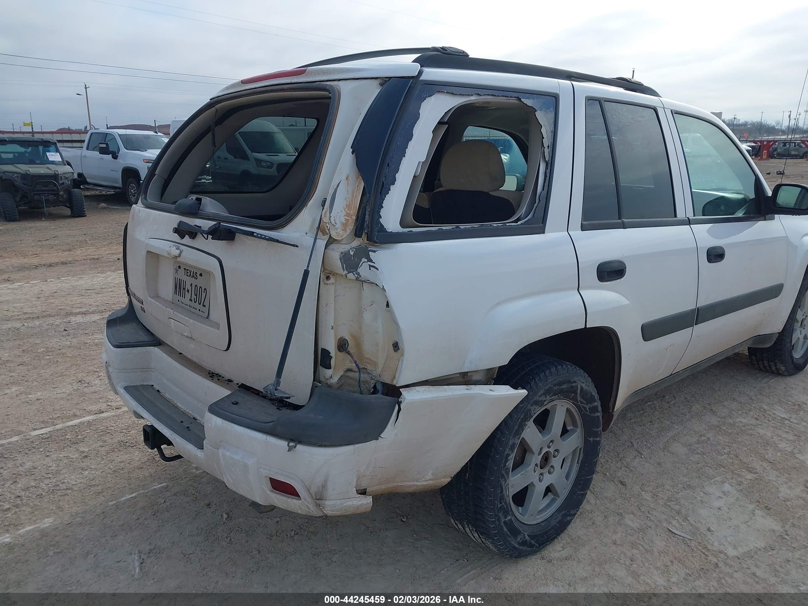 CHEVROLET TRAILBLAZER image 6