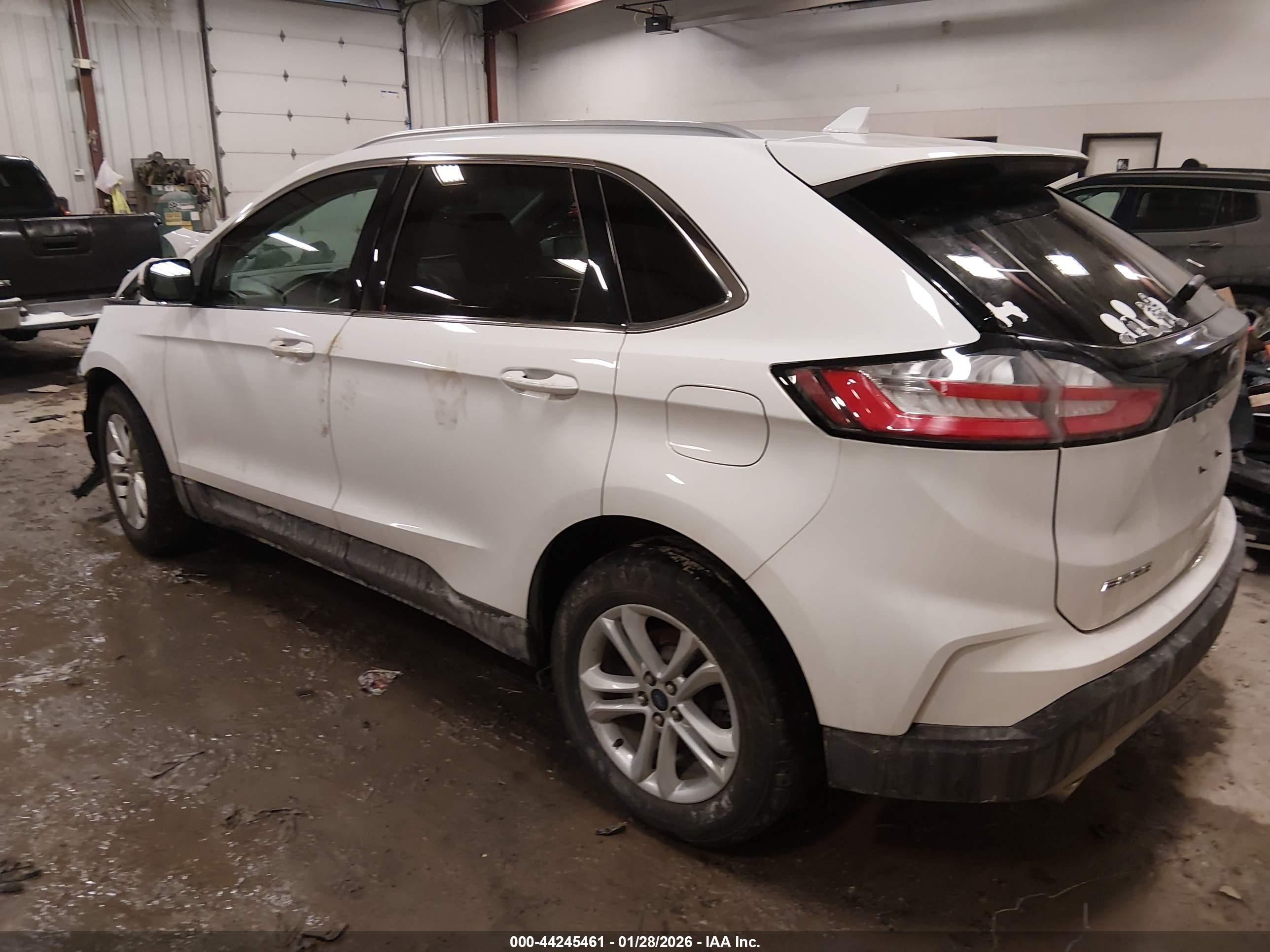 FORD EDGE image 3