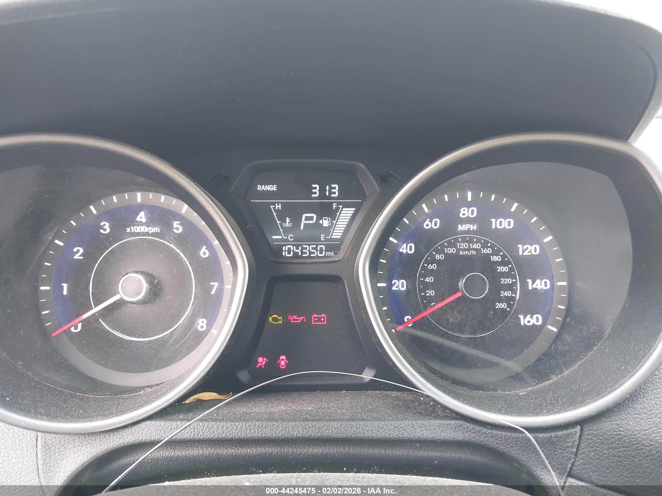 HYUNDAI ELANTRA image 7